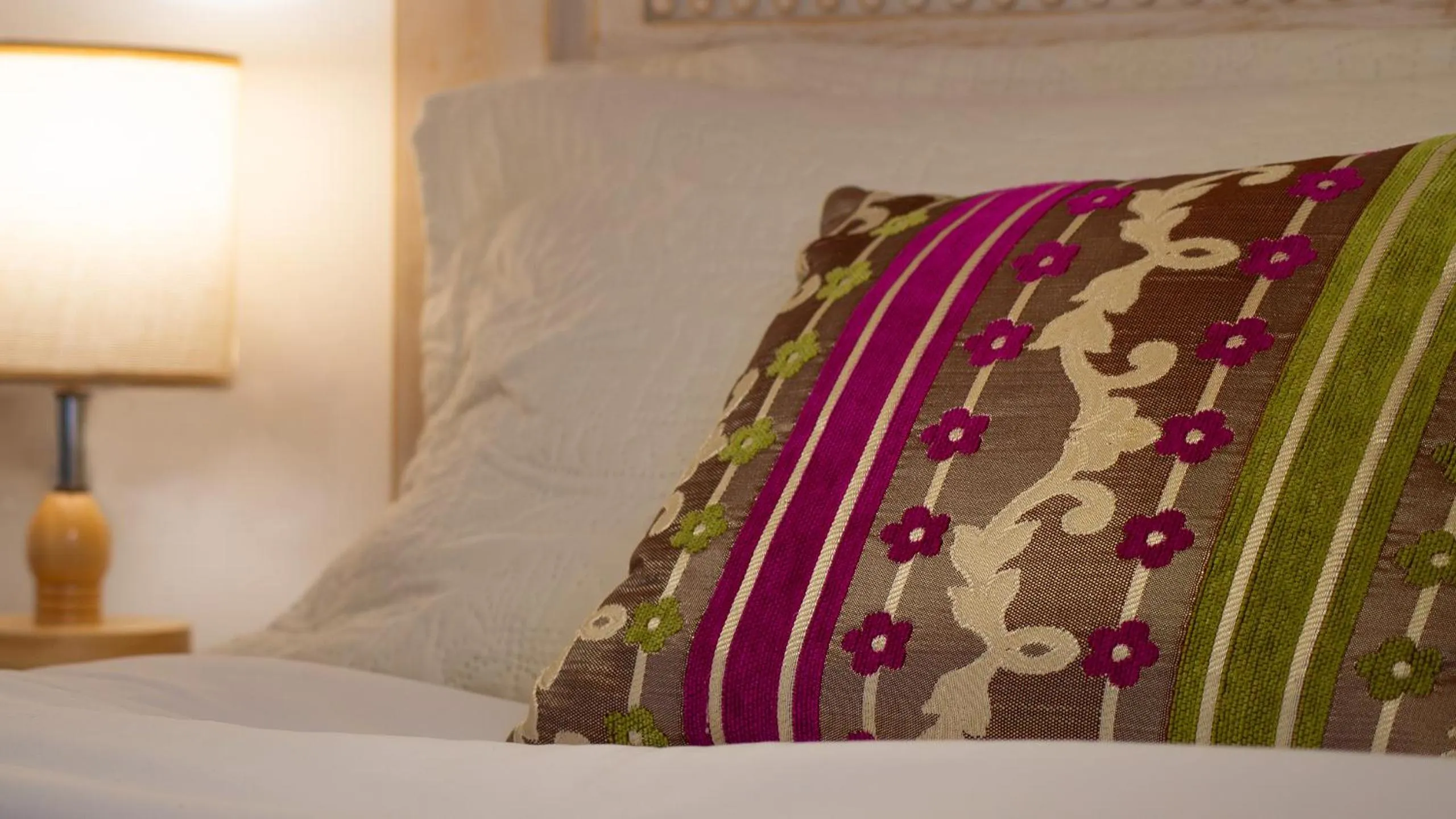 Decorative detail, Bed in Riad Al Manara