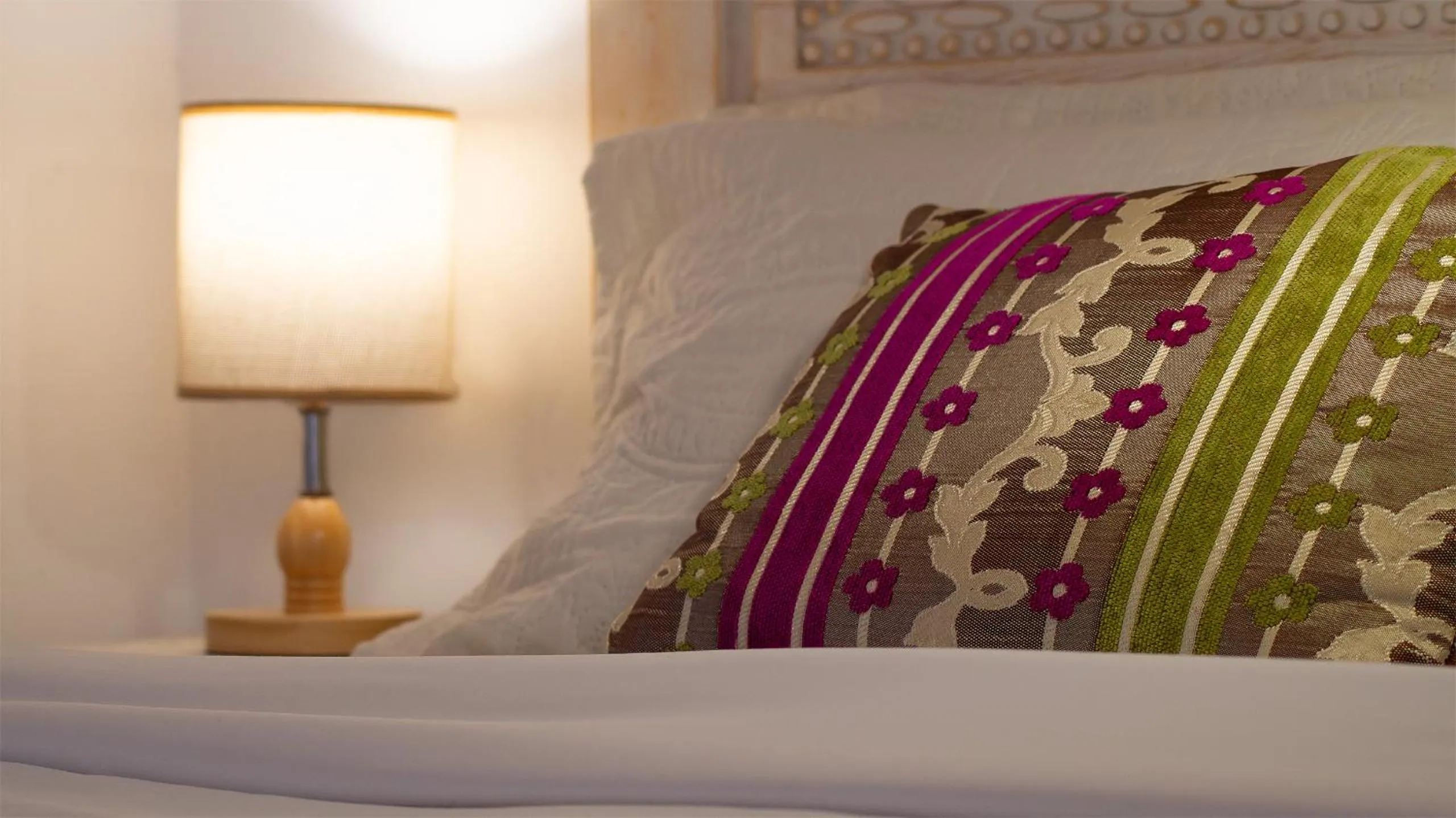 Decorative detail, Bed in Riad Al Manara