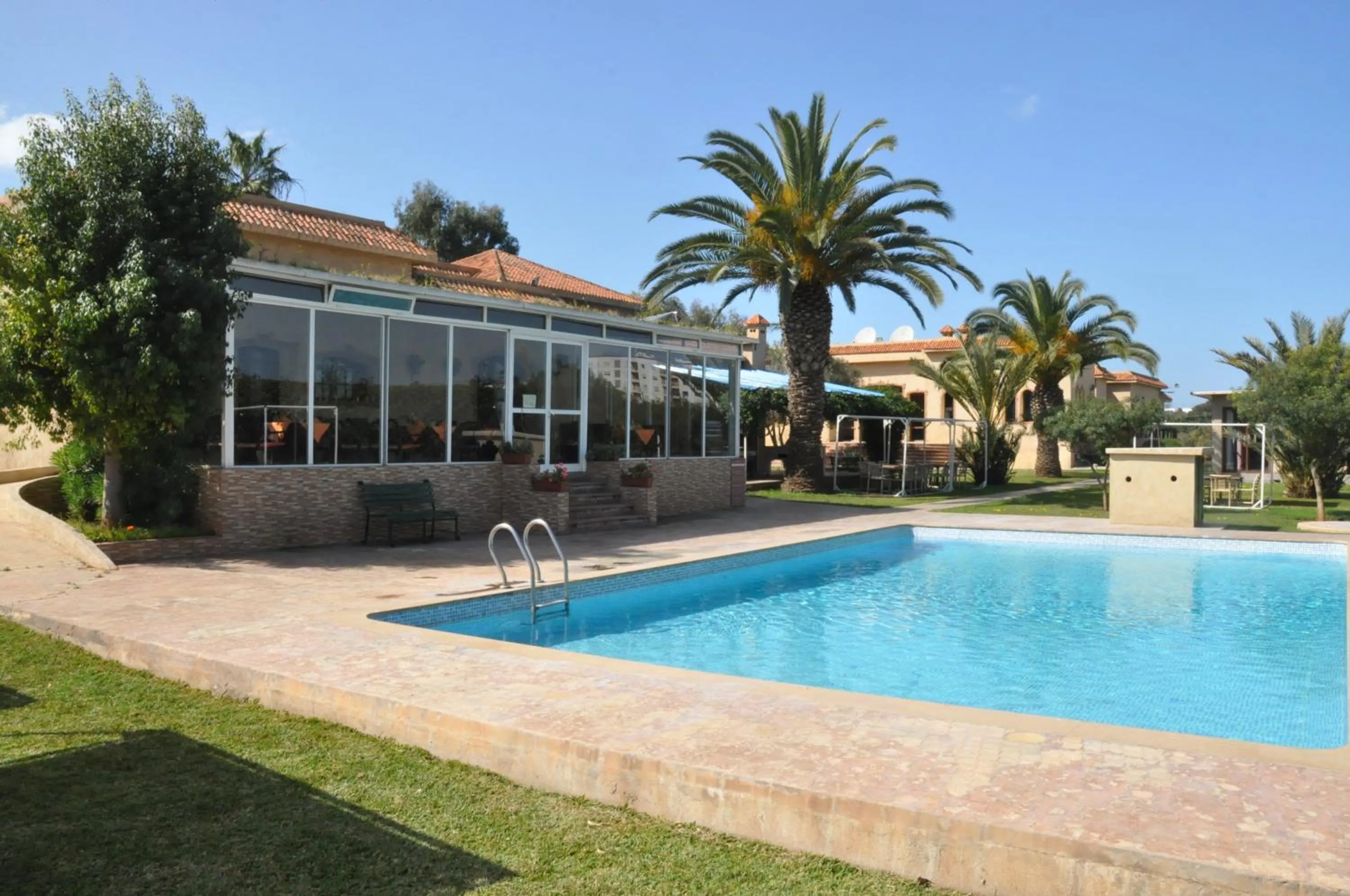 Swimming pool in Gite Nadia