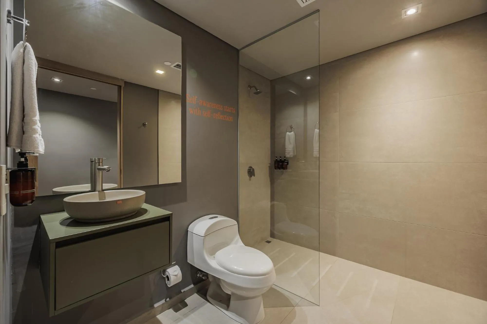 Shower in Versus Hotel