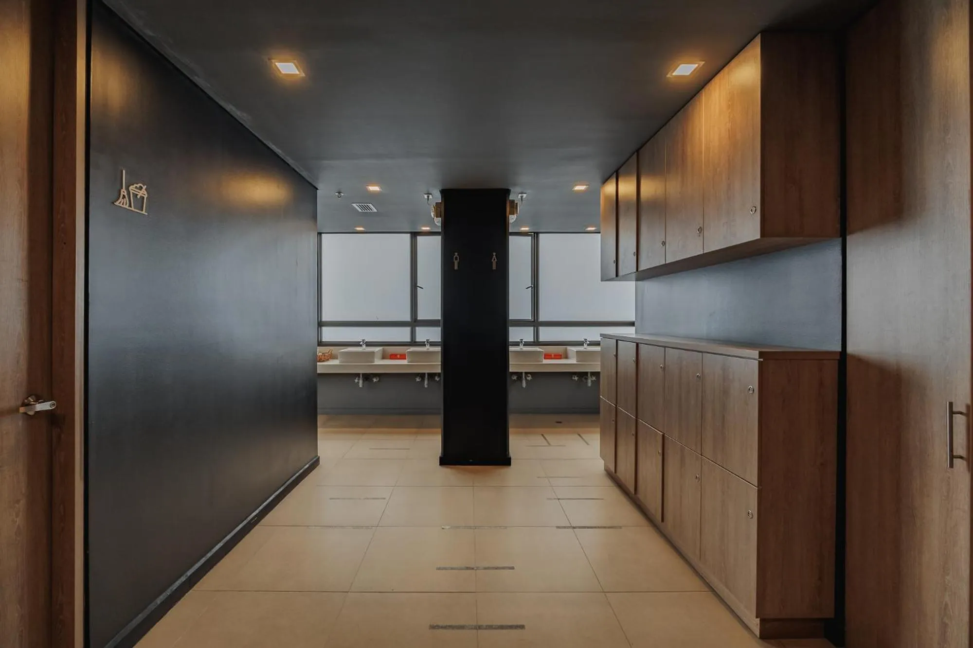 Public Bath in Versus Hotel