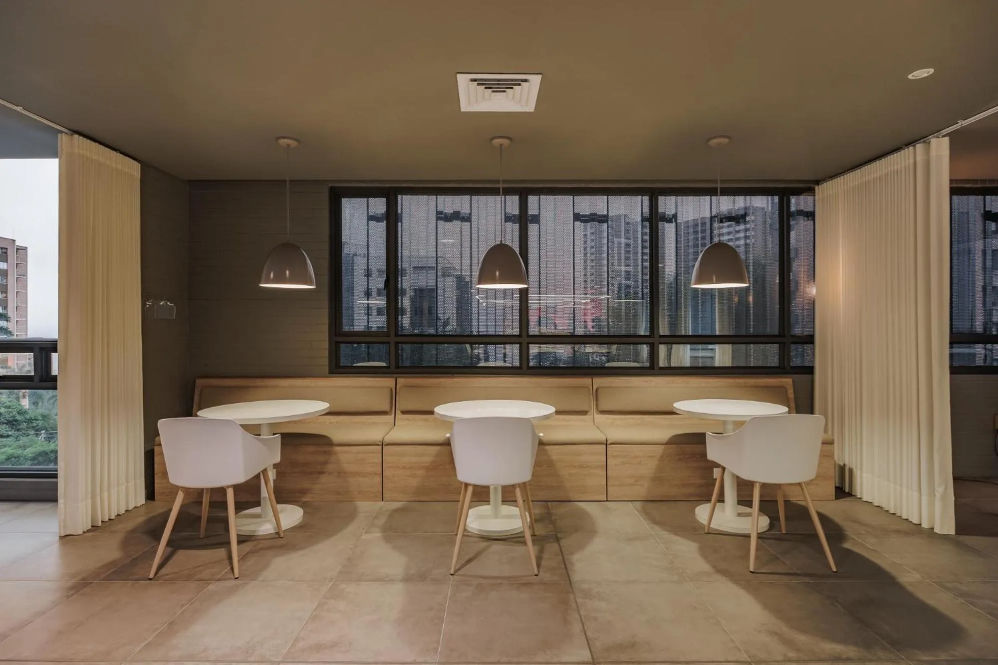 Area and facilities in Versus Hotel