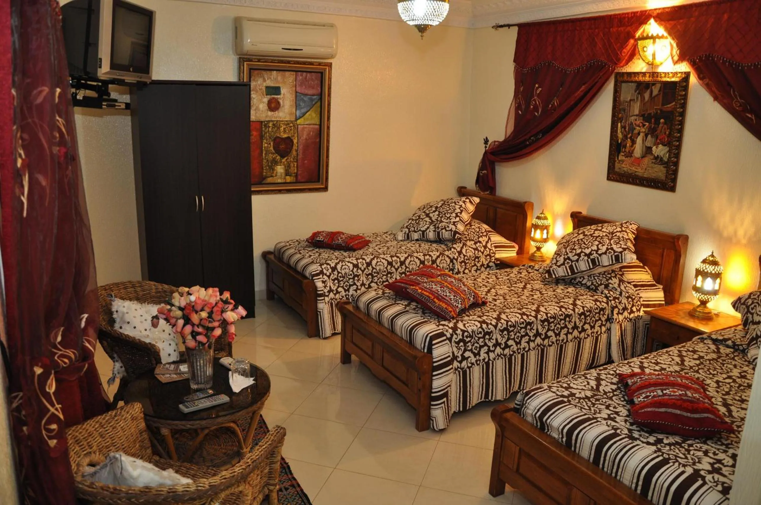 Photo of the whole room, Bed in Dar Aliane