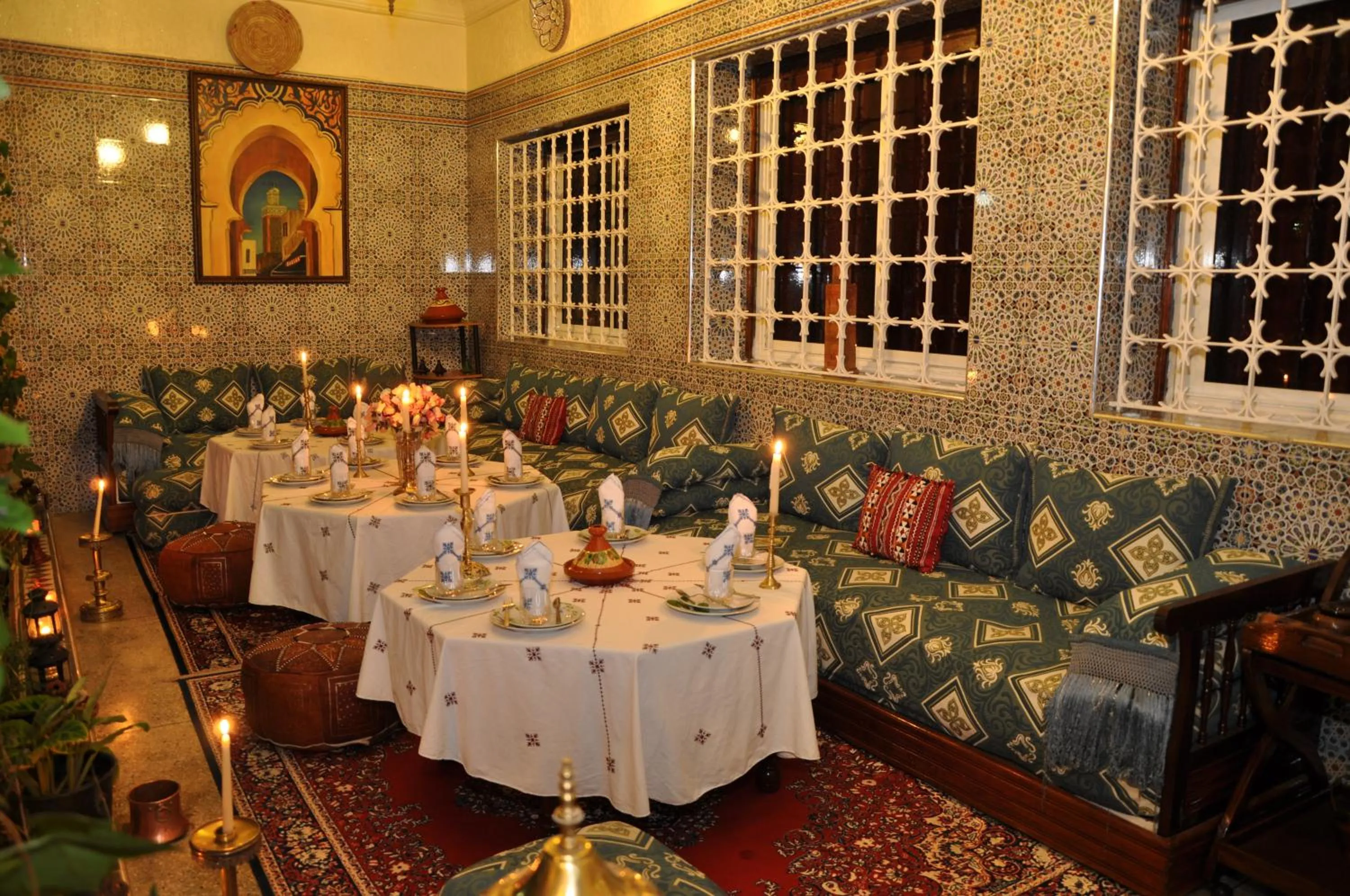 Restaurant/places to eat in Dar Aliane