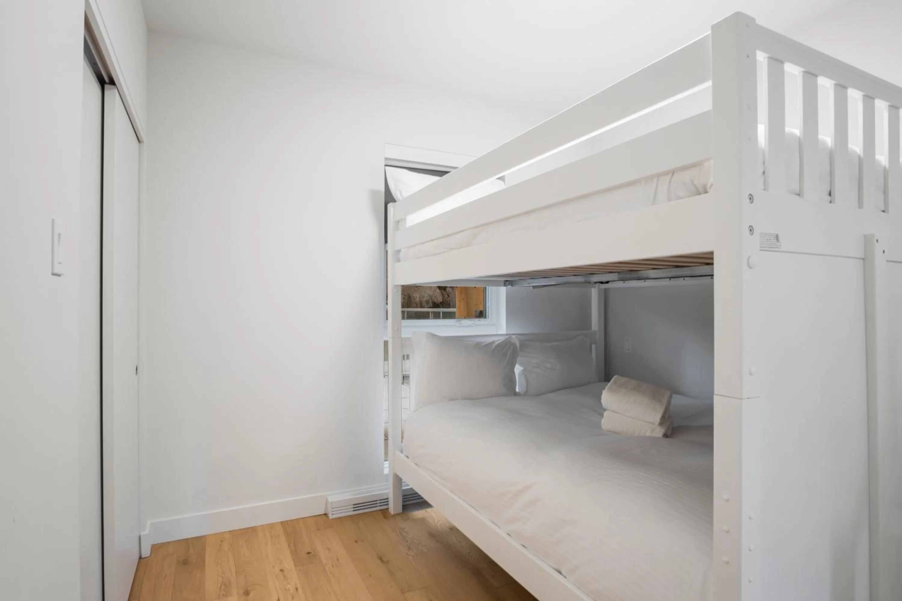 Bed in Lago by Tremblant Platinum