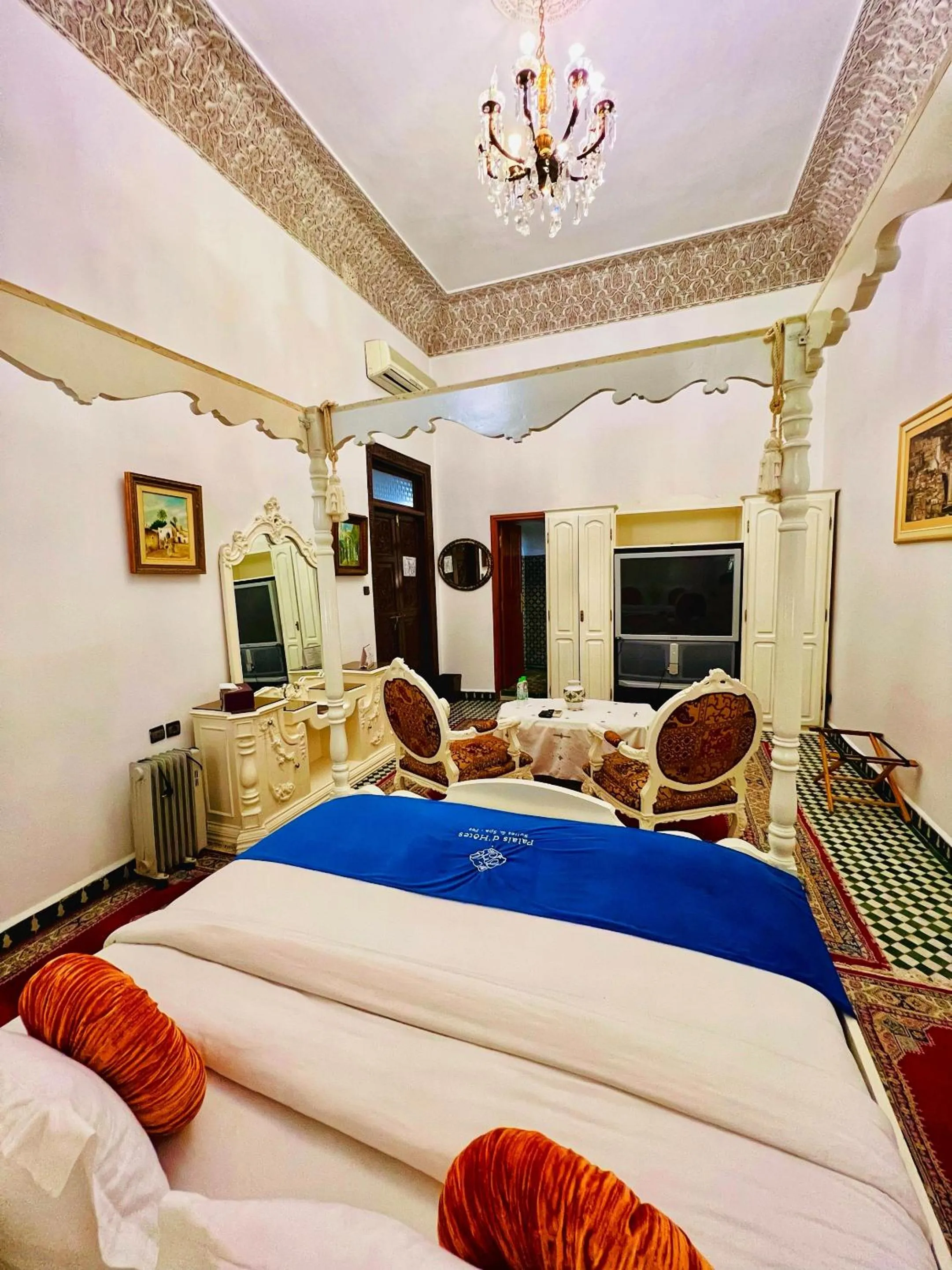 Bedroom, Bed in Le Riad Palais d'hotes Suites & Spa Fes