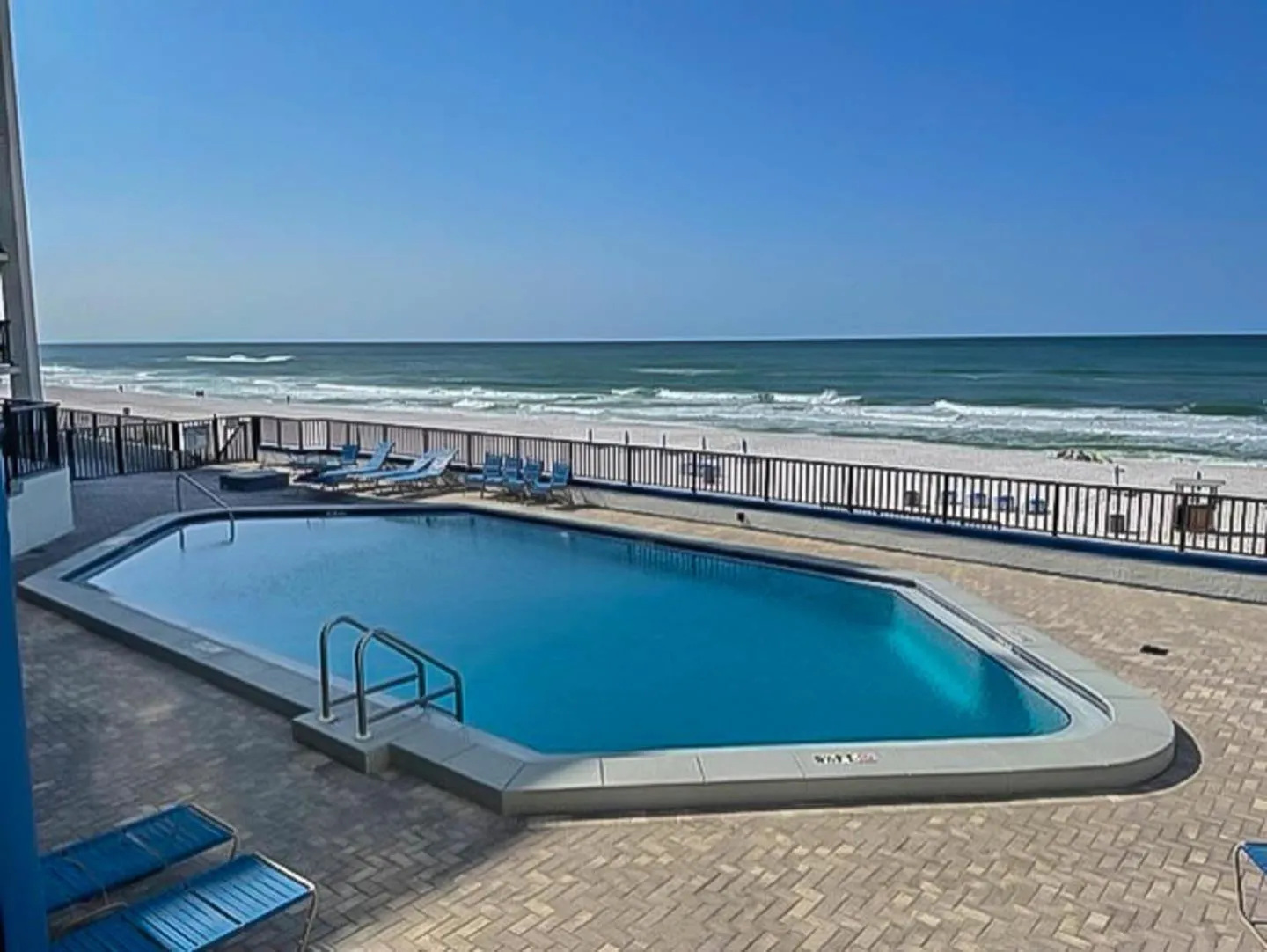 AquaVista Beach Resort by Sand Seeker Vacations