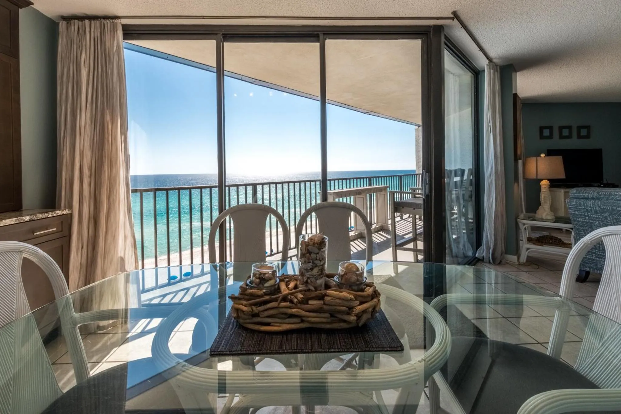 AquaVista Beach Resort by Sand Seeker Vacations