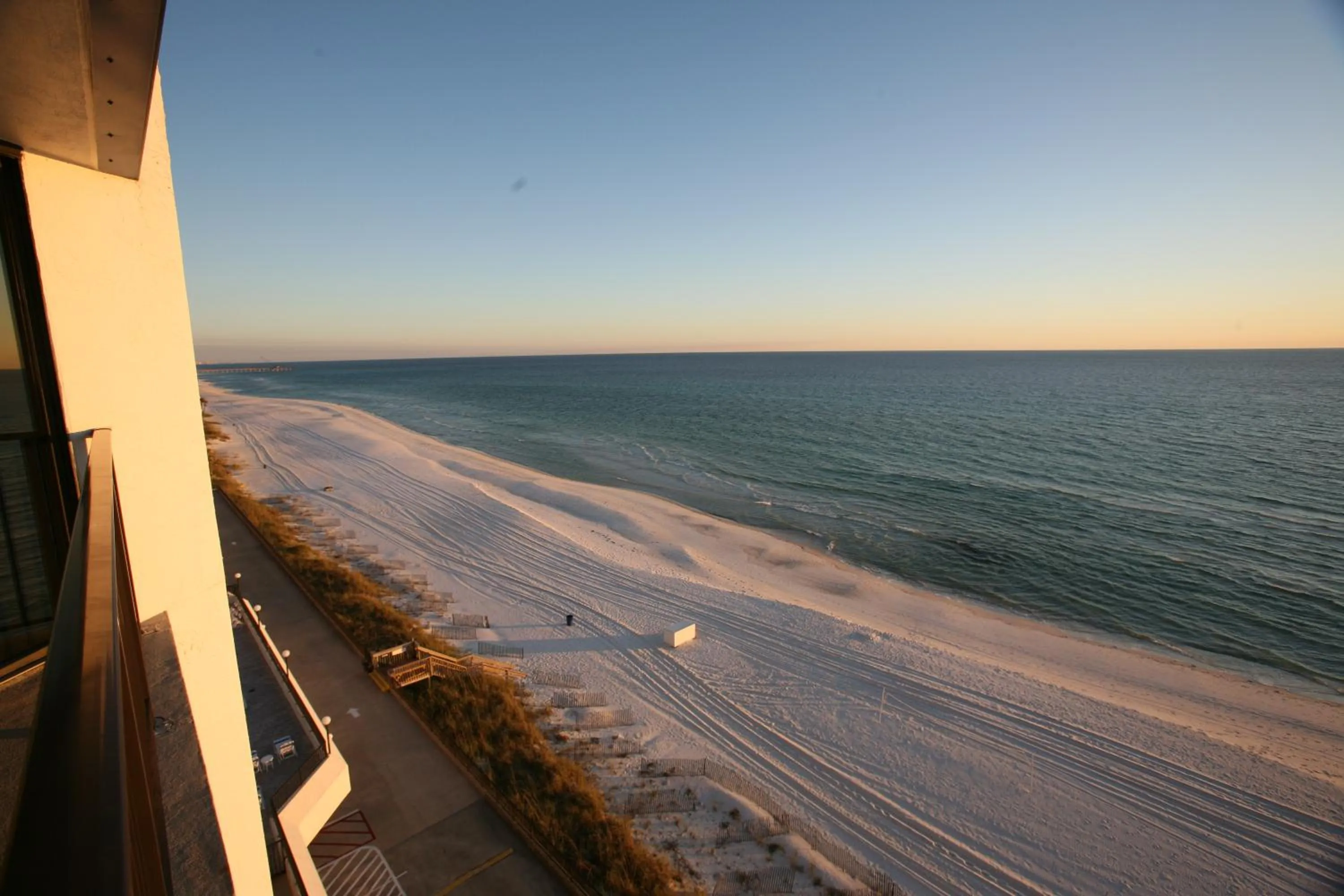 AquaVista Beach Resort by Sand Seeker Vacations