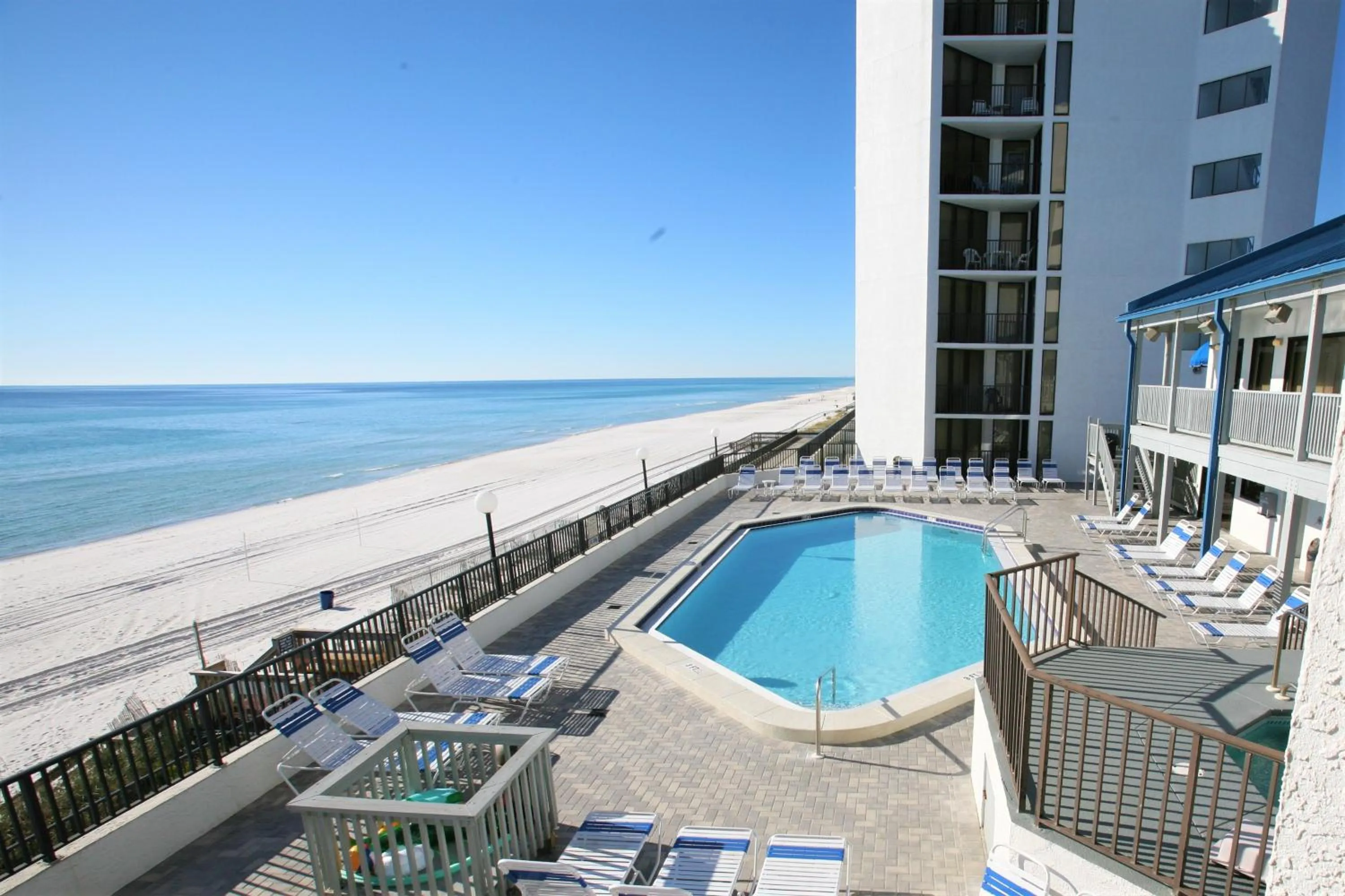 AquaVista Beach Resort by Sand Seeker Vacations