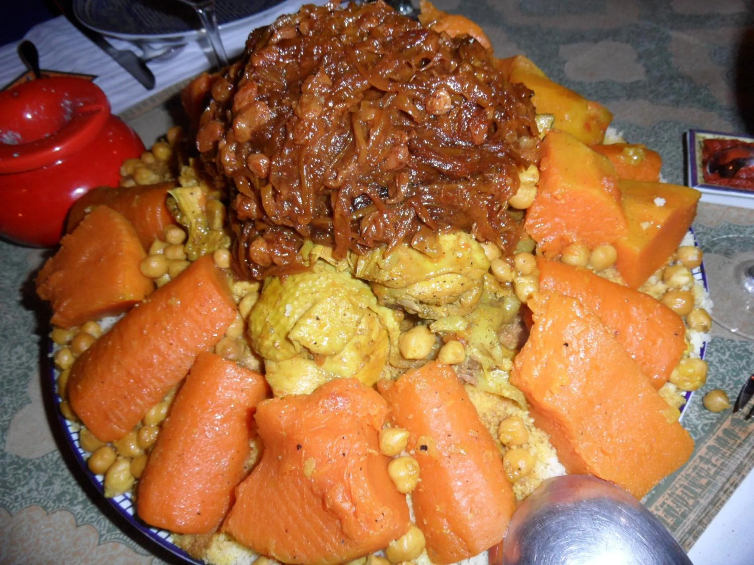 Food and drinks in Riad Les Trois Palmiers El Bacha