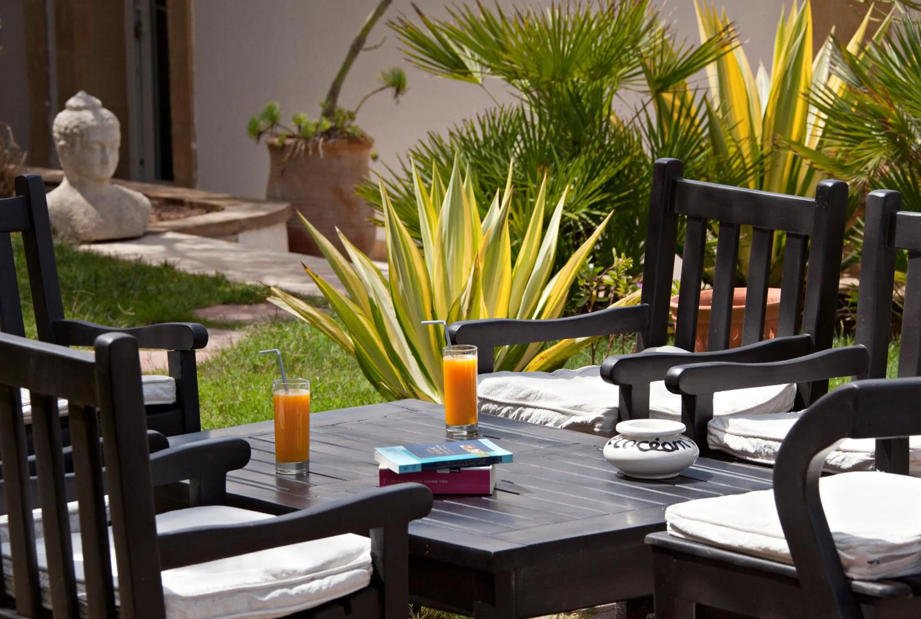 Drinks in Hôtel Océan Vagabond