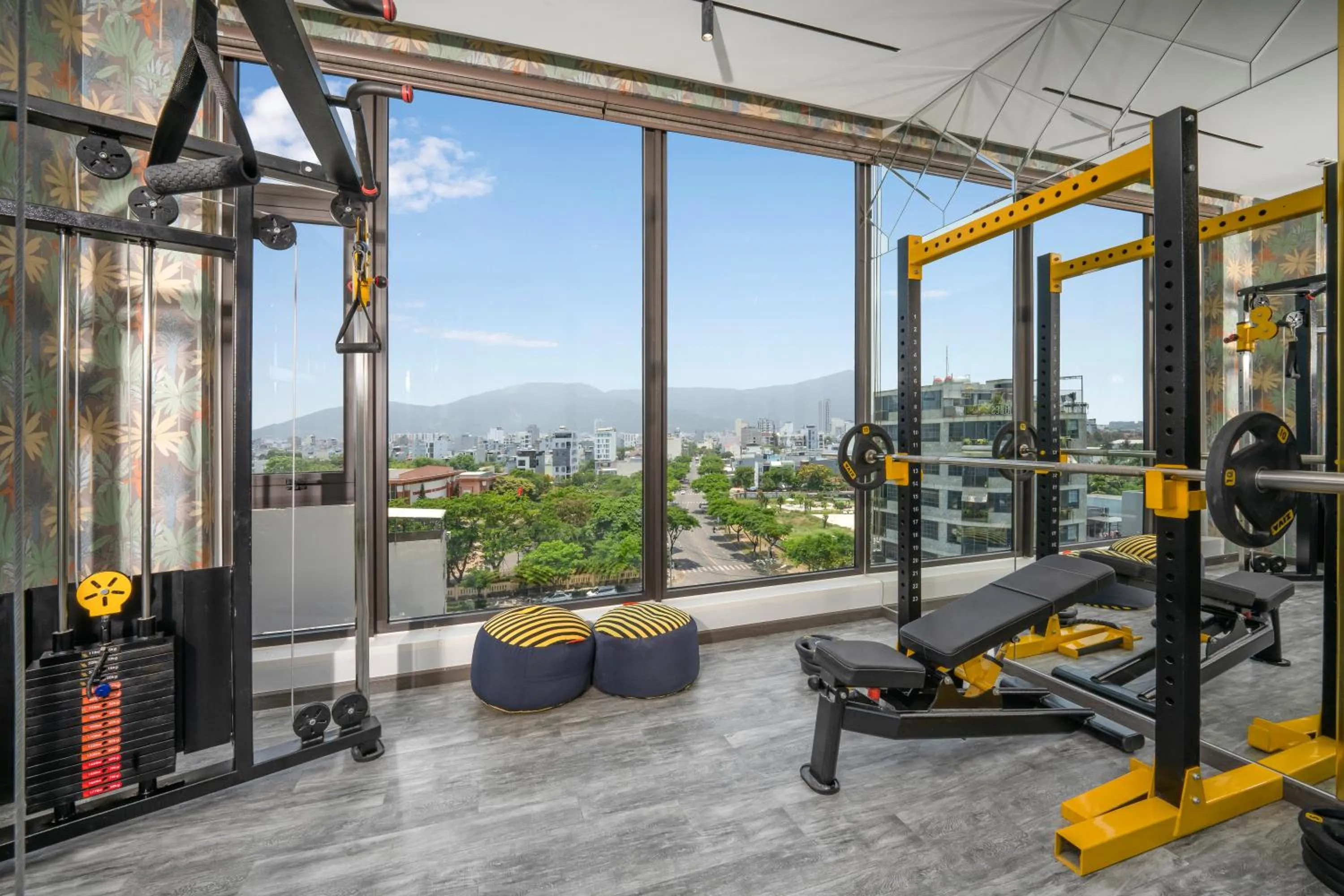 Fitness centre/facilities in Tashi Ocean Garden & Apartment Da Nang - My Khe Beach