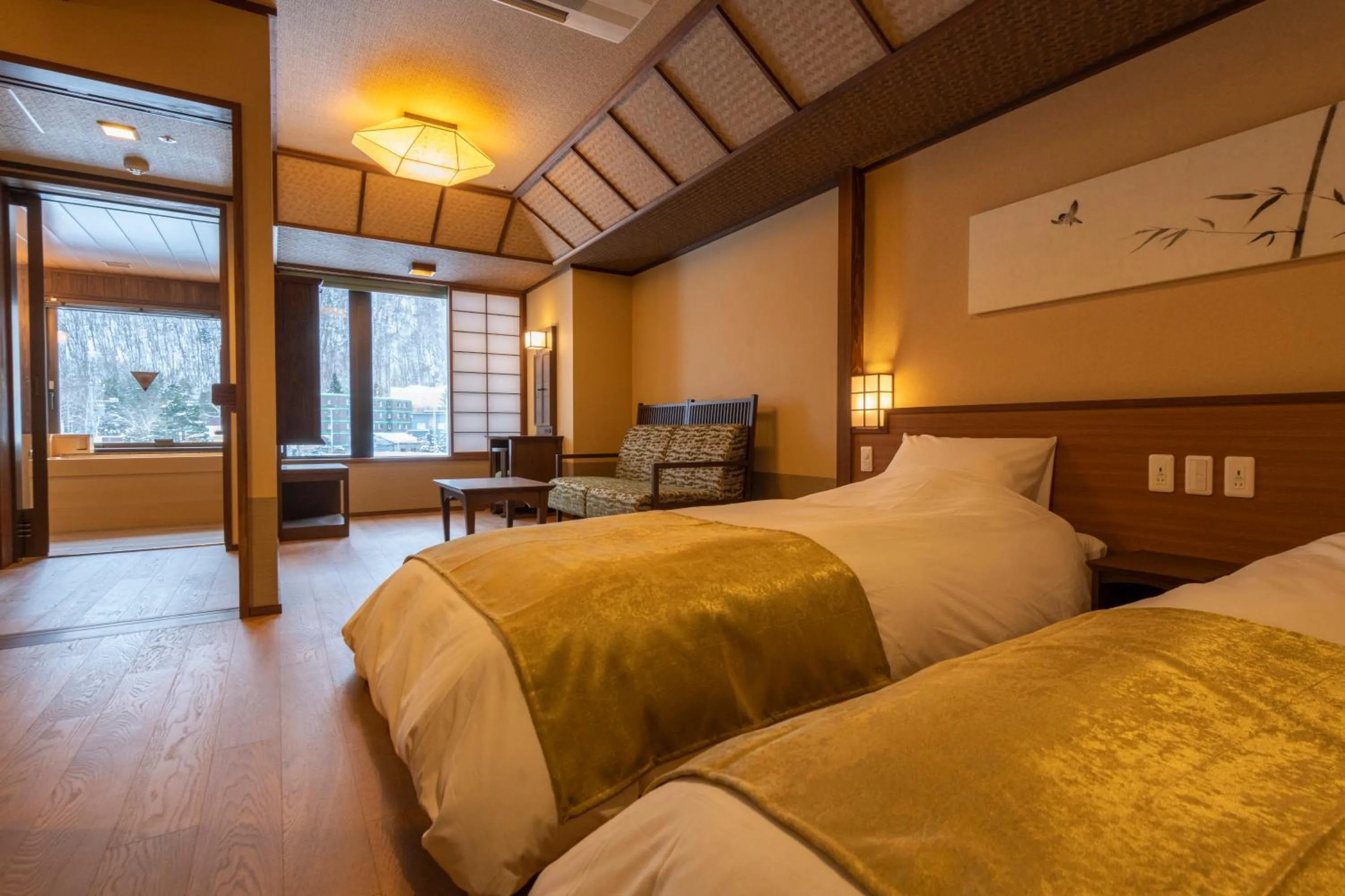 Bedroom, Bed in Jozankei Onsen Yurakusoan