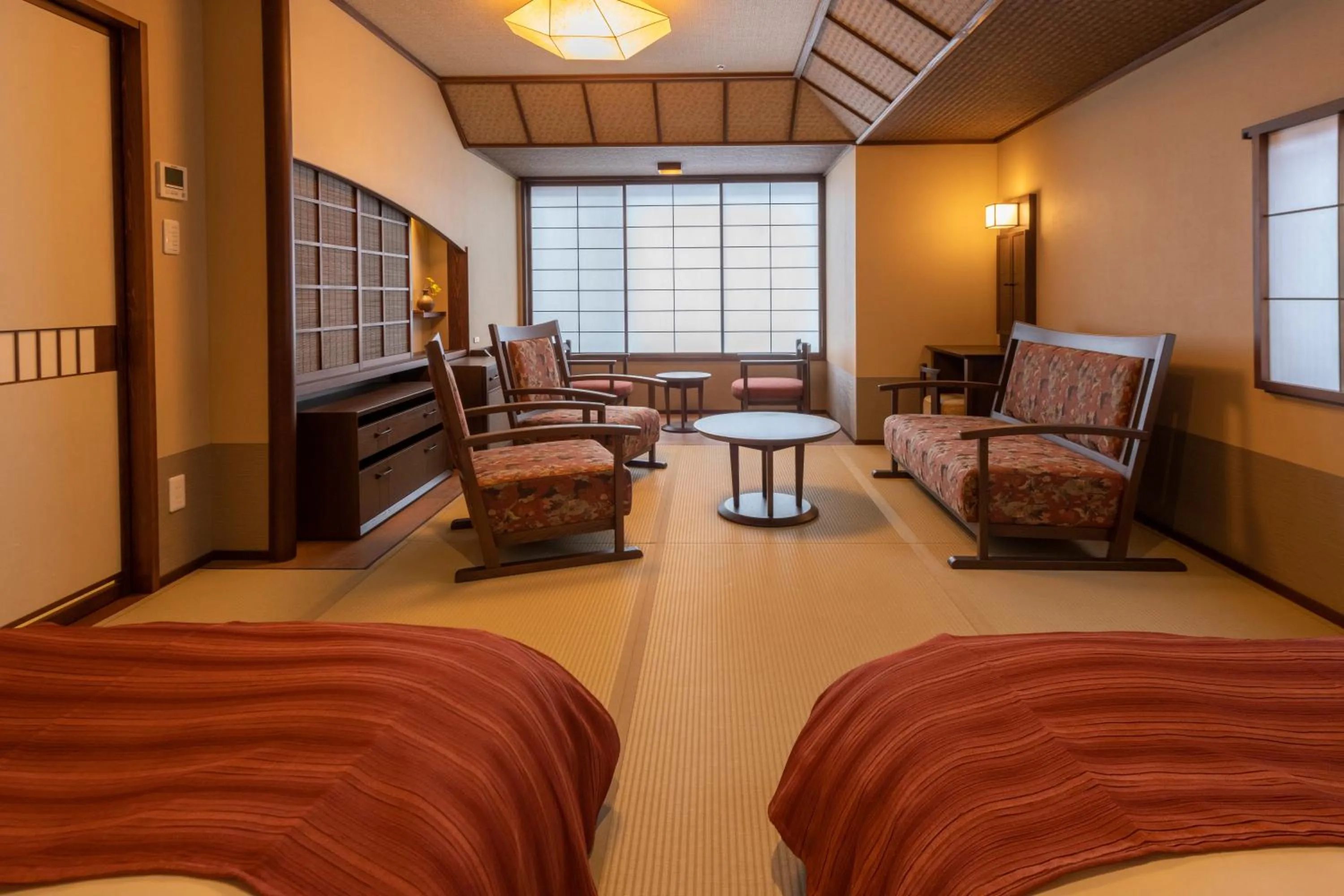 Bedroom, Bed in Jozankei Onsen Yurakusoan