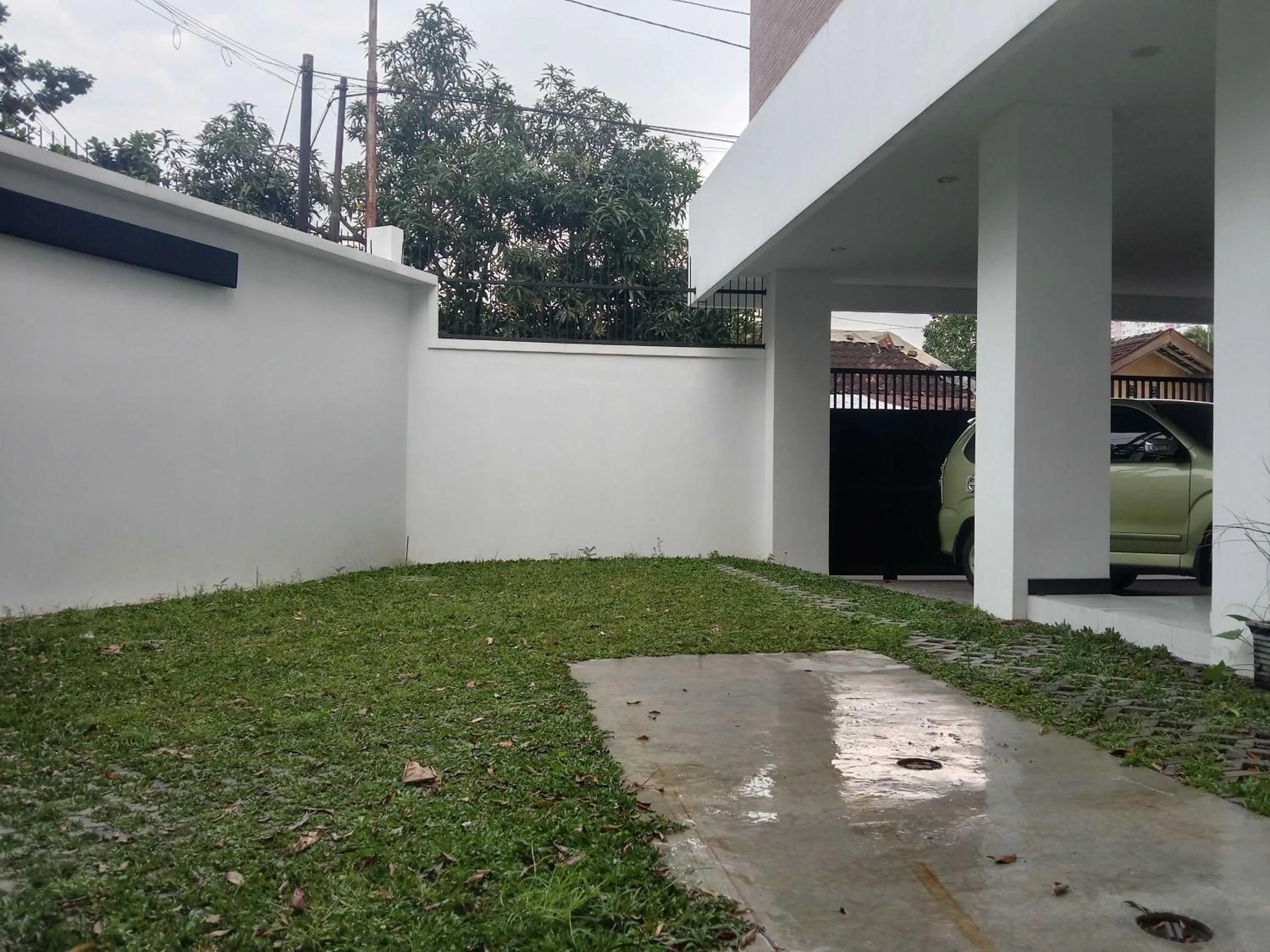 Property building in Urbanview Badran Residence Syariah Manahan