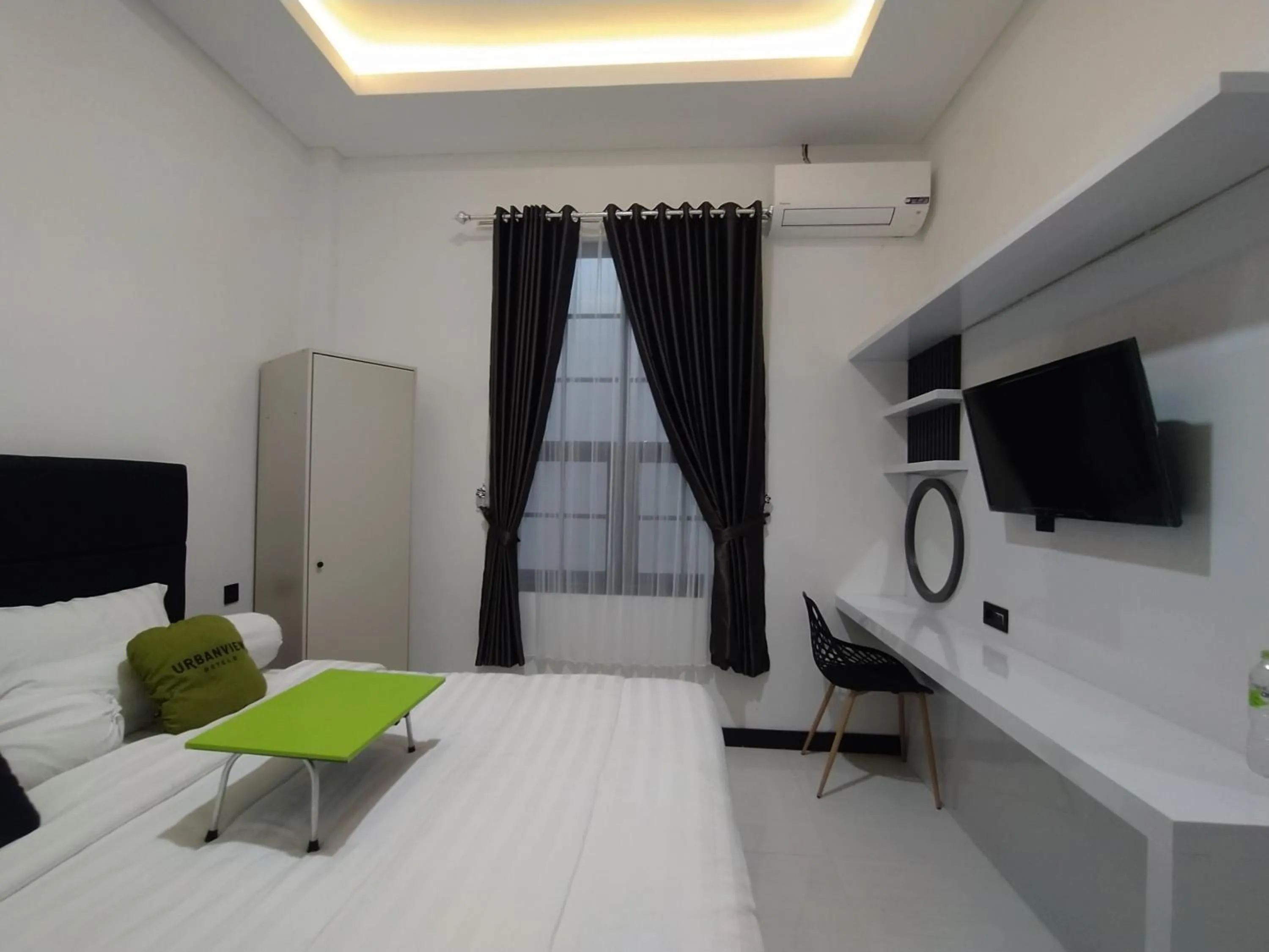Bedroom, Bed in Urbanview Badran Residence Syariah Manahan