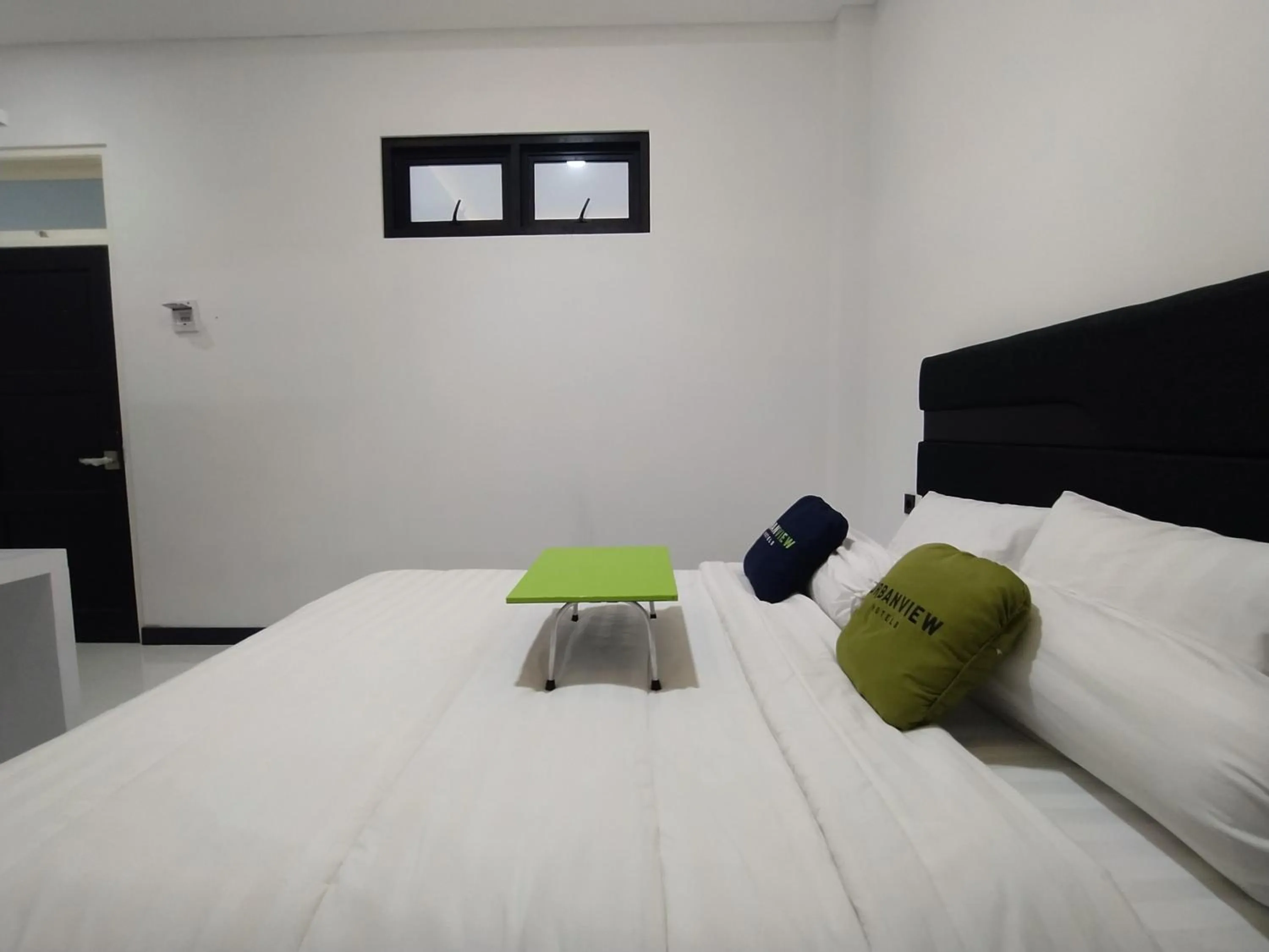 Bedroom, Bed in Urbanview Badran Residence Syariah Manahan