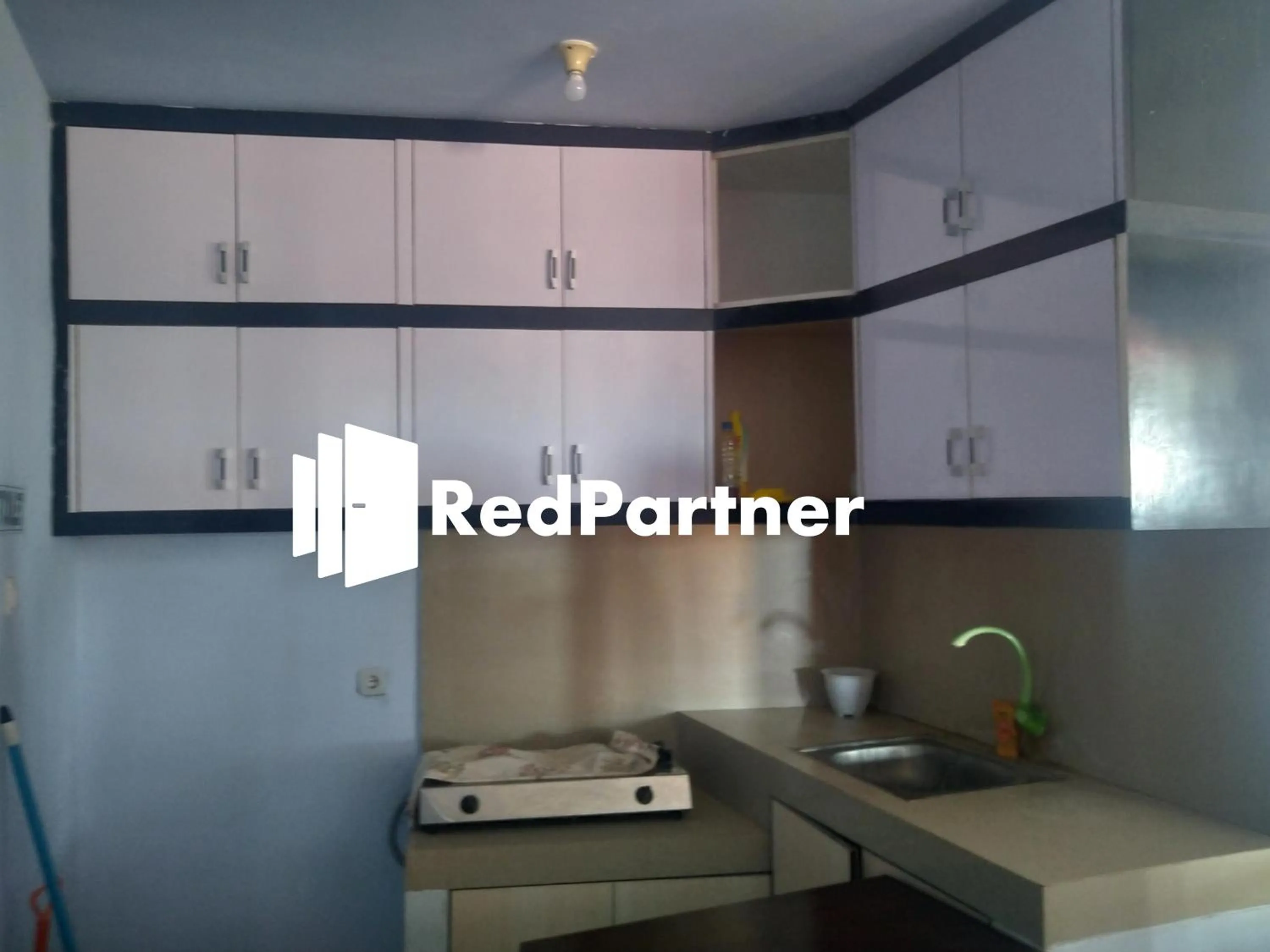 Kitchen or kitchenette in Riyani Residence At Jalan Ahmad Yani Pemalang Mitra RedDoorz