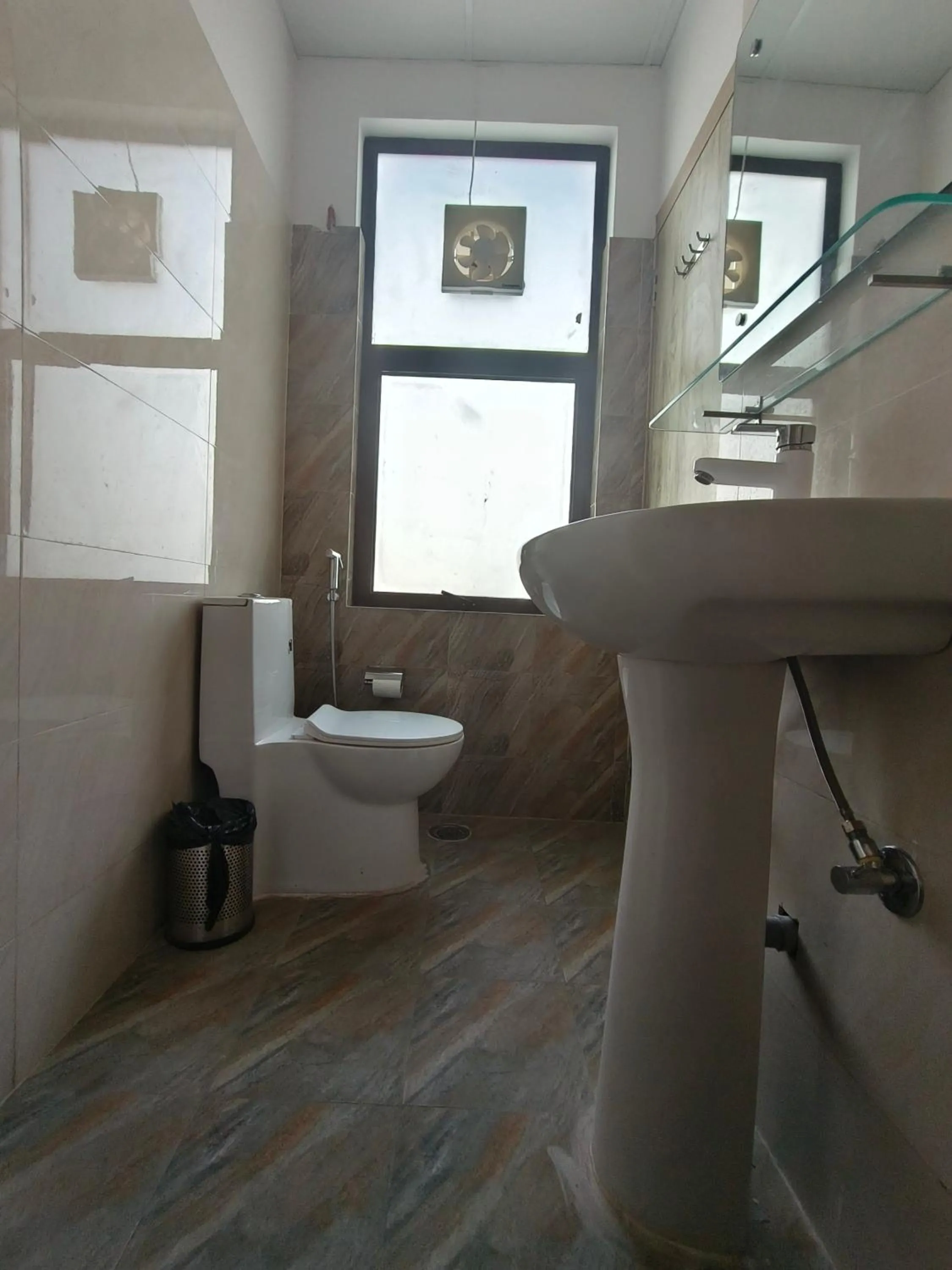 Bathroom in Pink Vista Hotel