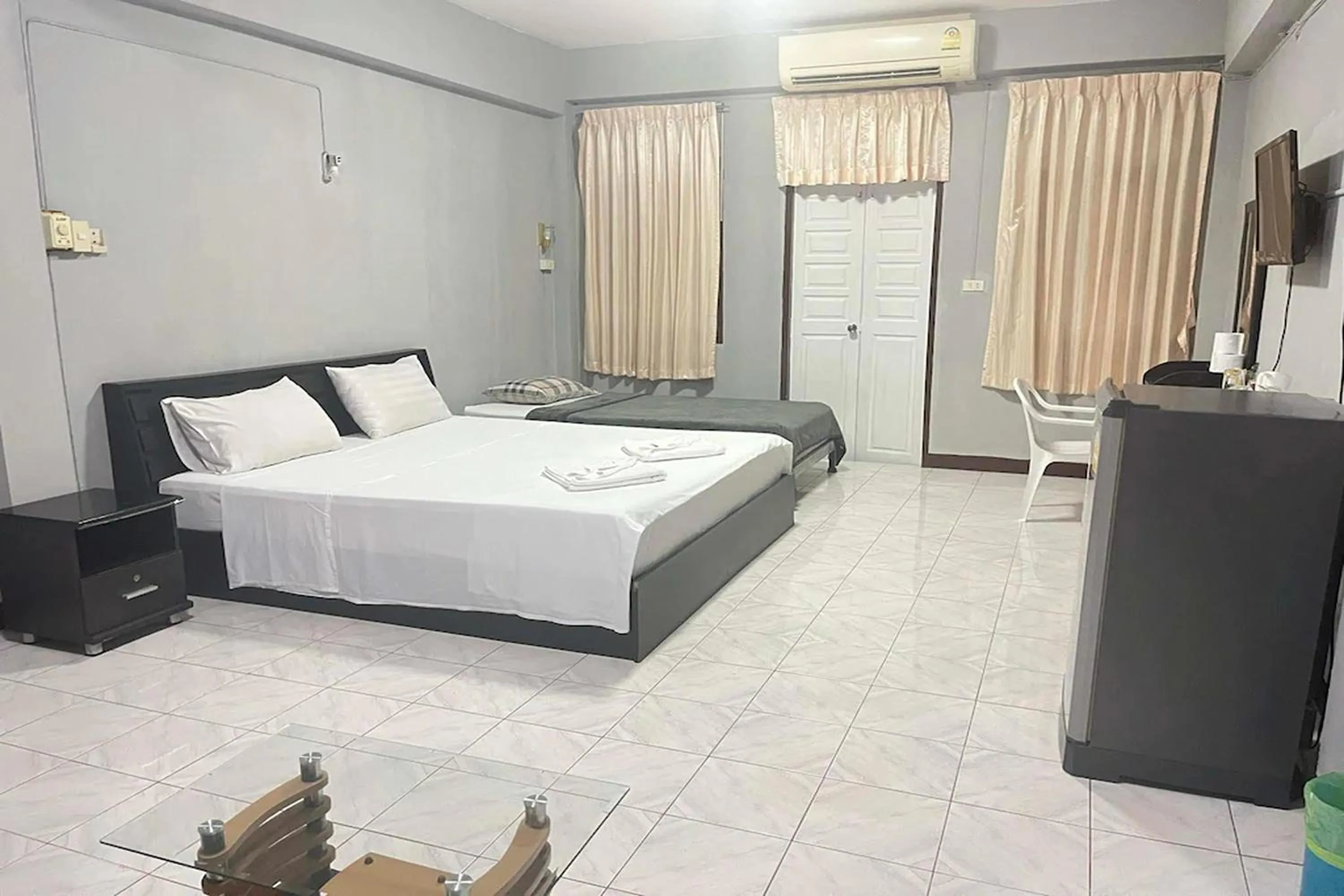 Bed in Sonya Residence