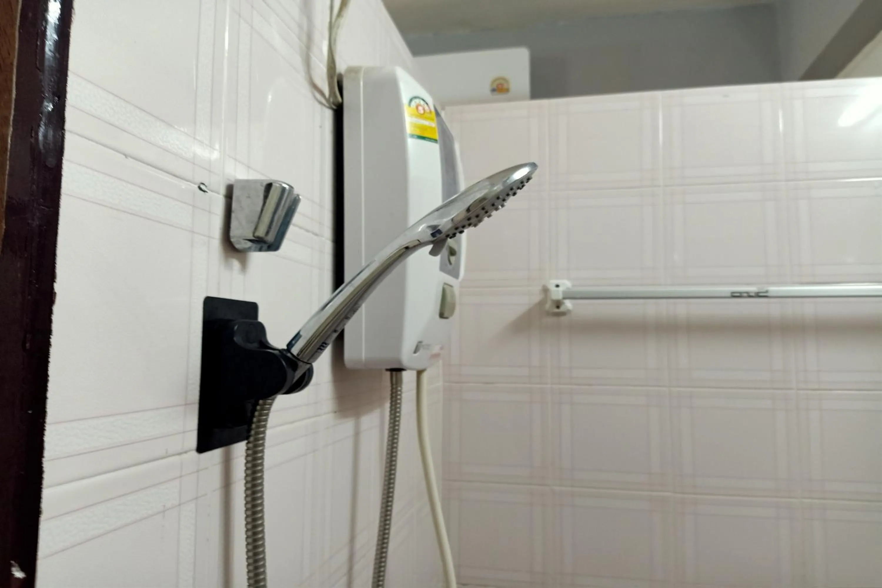 Shower in Sonya Residence