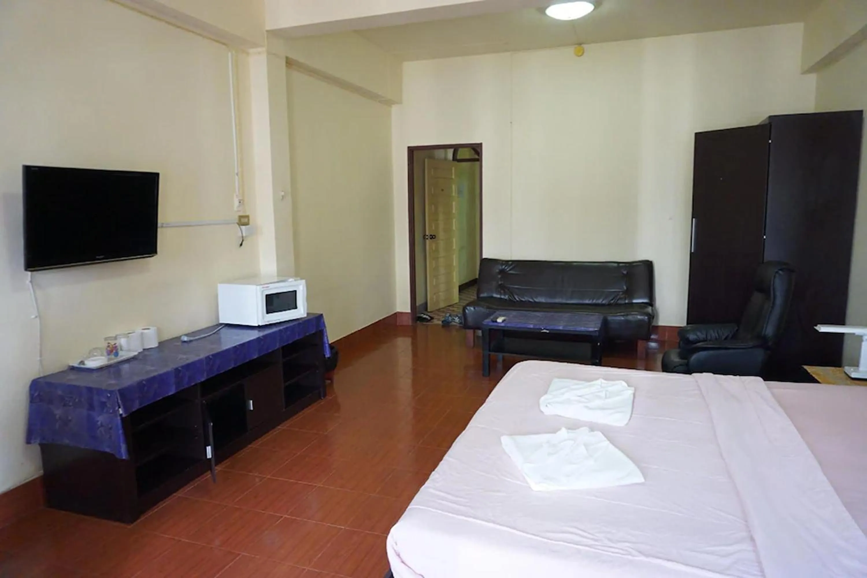 Bed in Sonya Residence