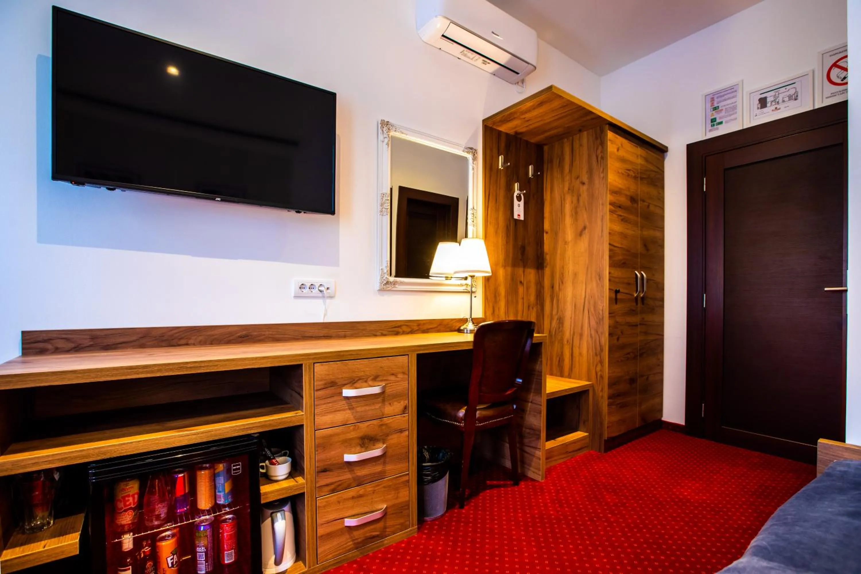 Twin Room - single occupancy in Garni Hotel Royal Crown