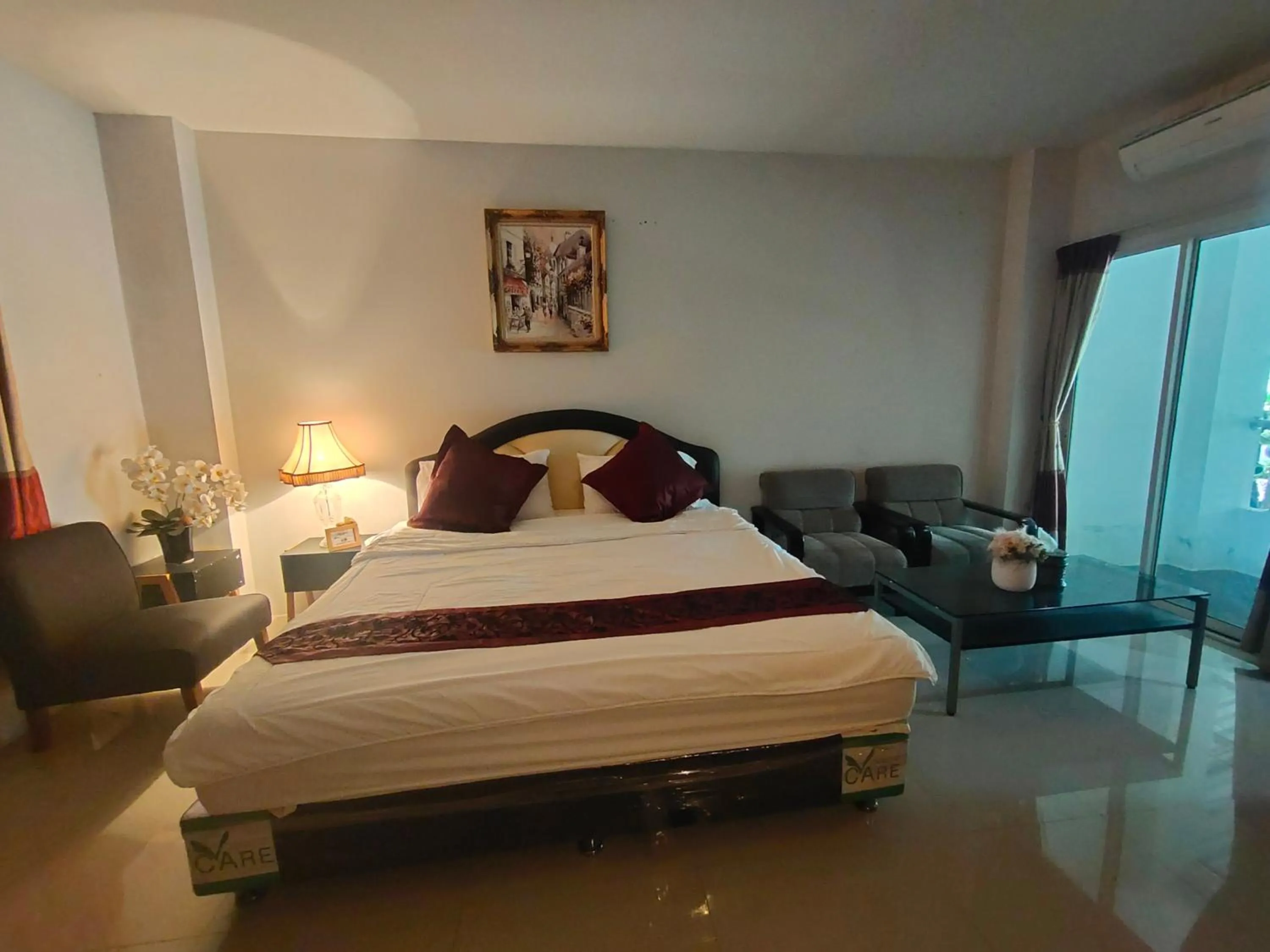 Bed in ห้องพักนครราชสีมา The Rich Room