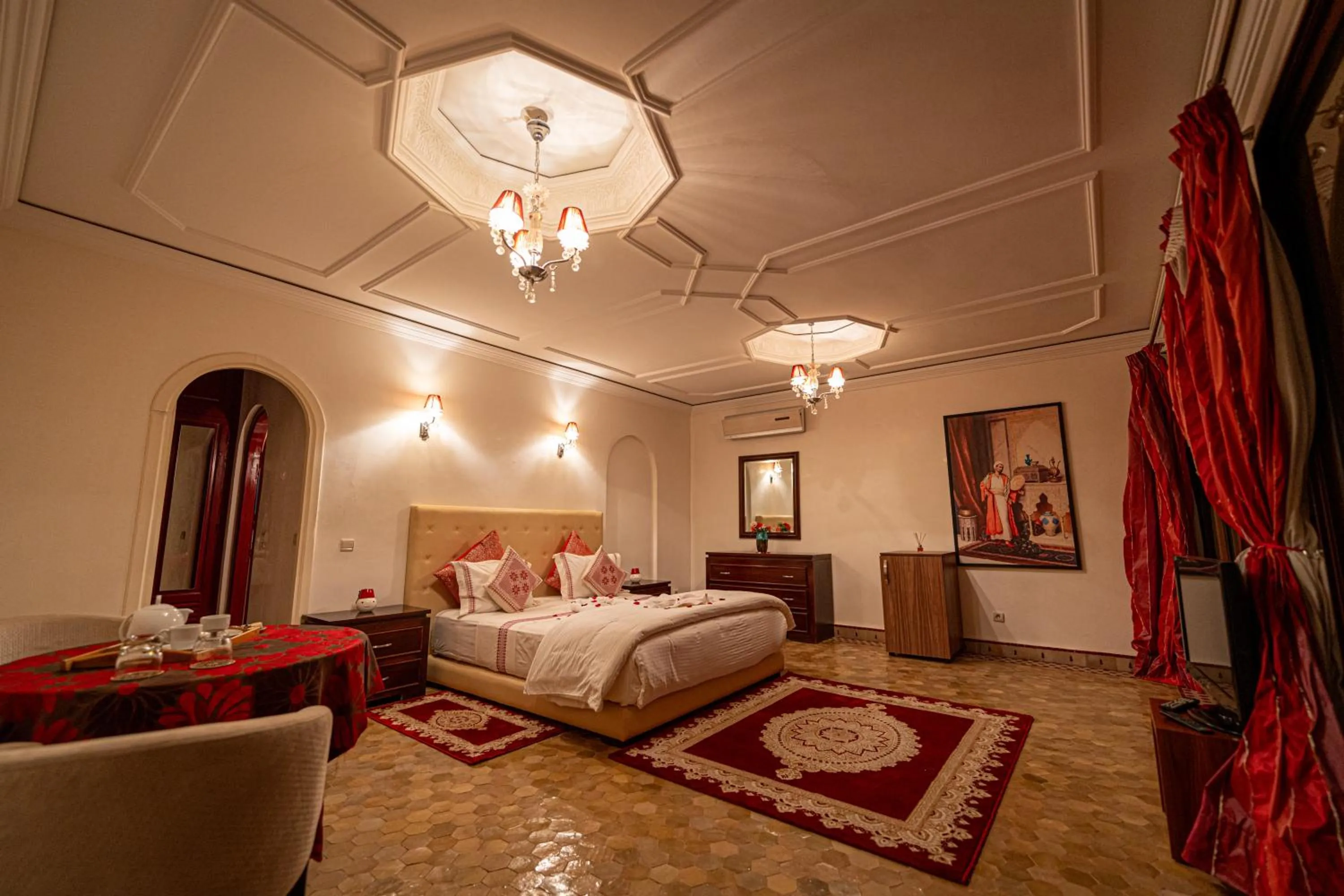 Photo of the whole room, Bed in Palais les sources de l'atlas, Padel & spa