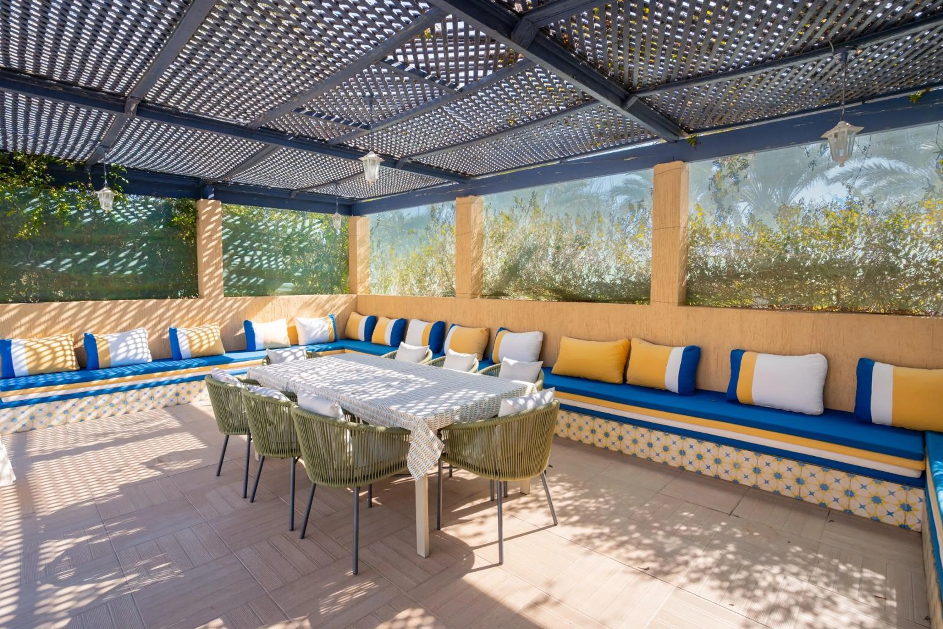 Restaurant/places to eat in Palais les sources de l'atlas, Padel & spa