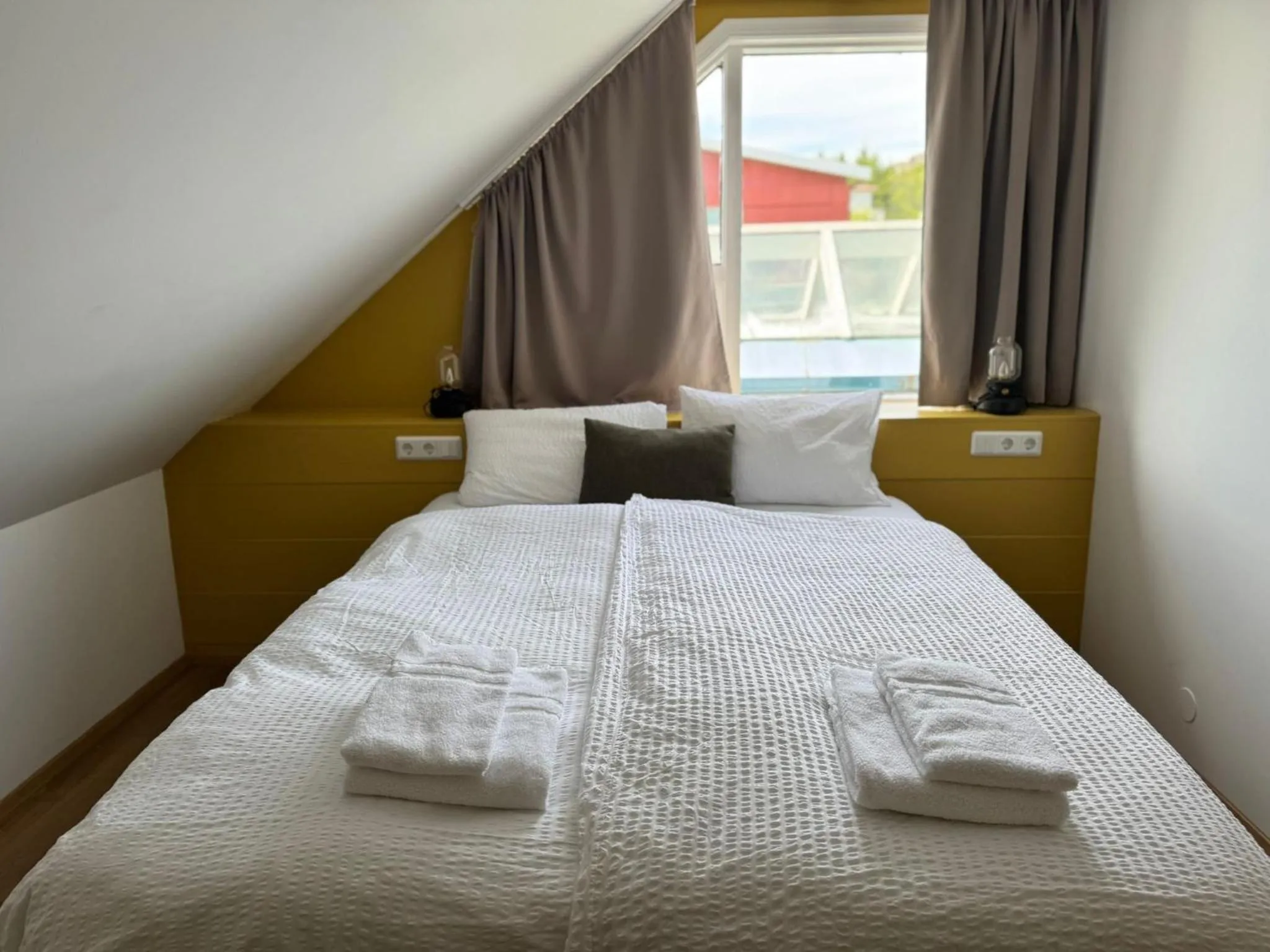 Bedroom, Bed in Hotel Breiddalsvik