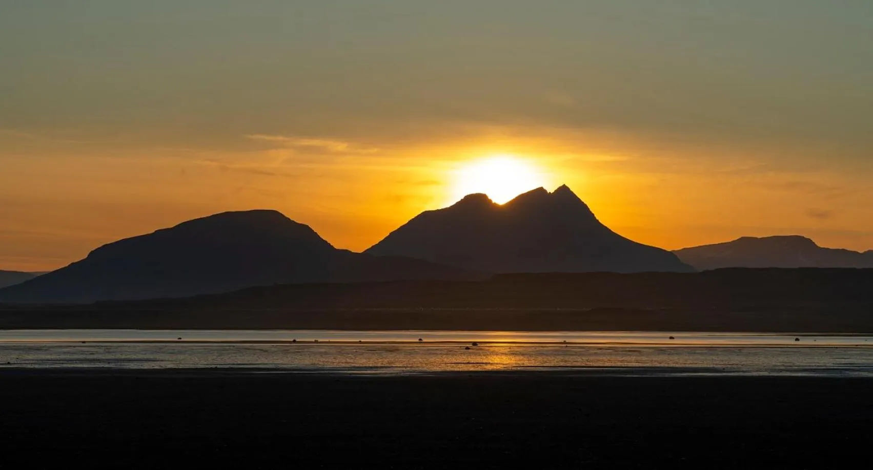 Mountain view in Hotel Breiddalsvik