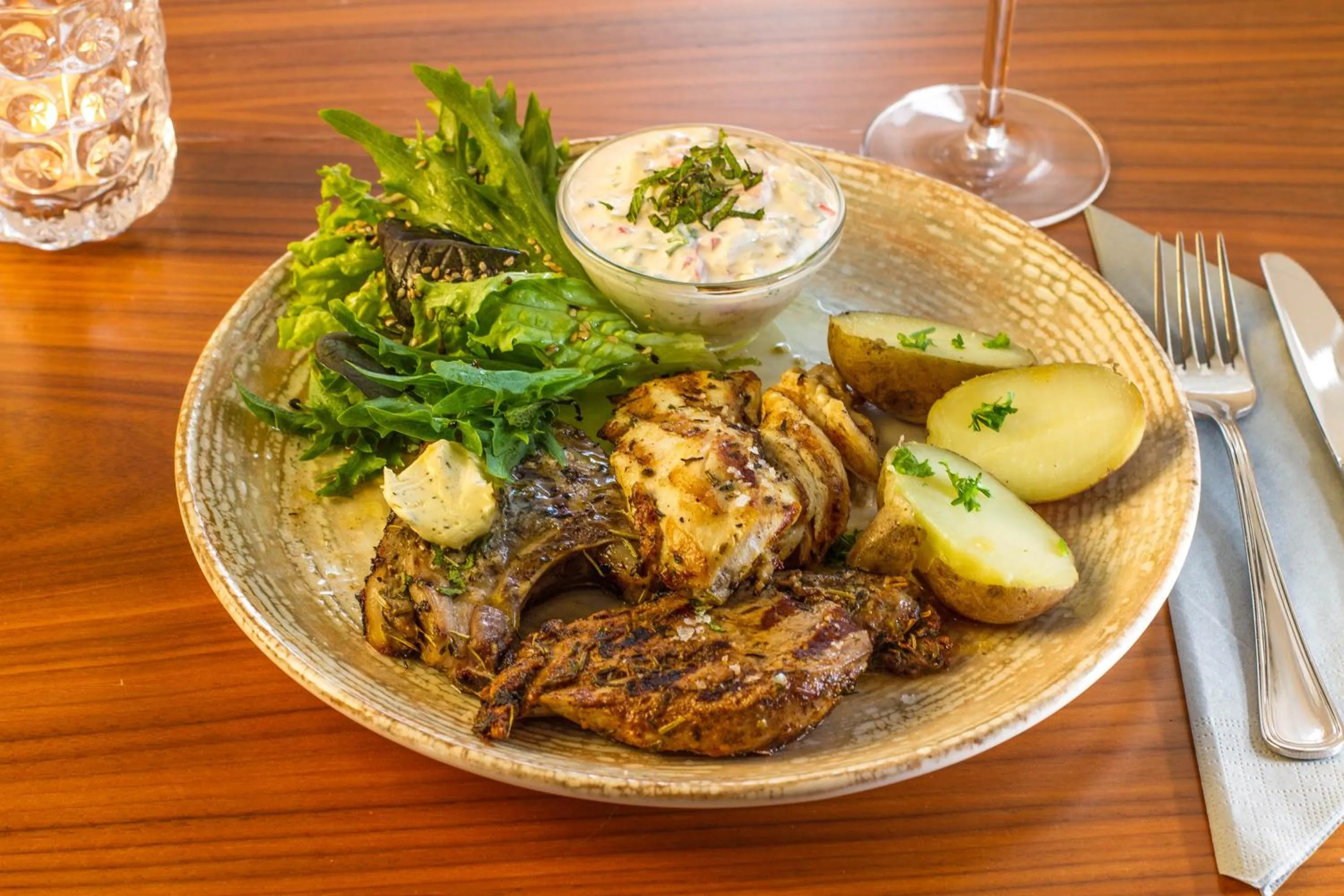 Restaurant/places to eat in Hotel Breiddalsvik