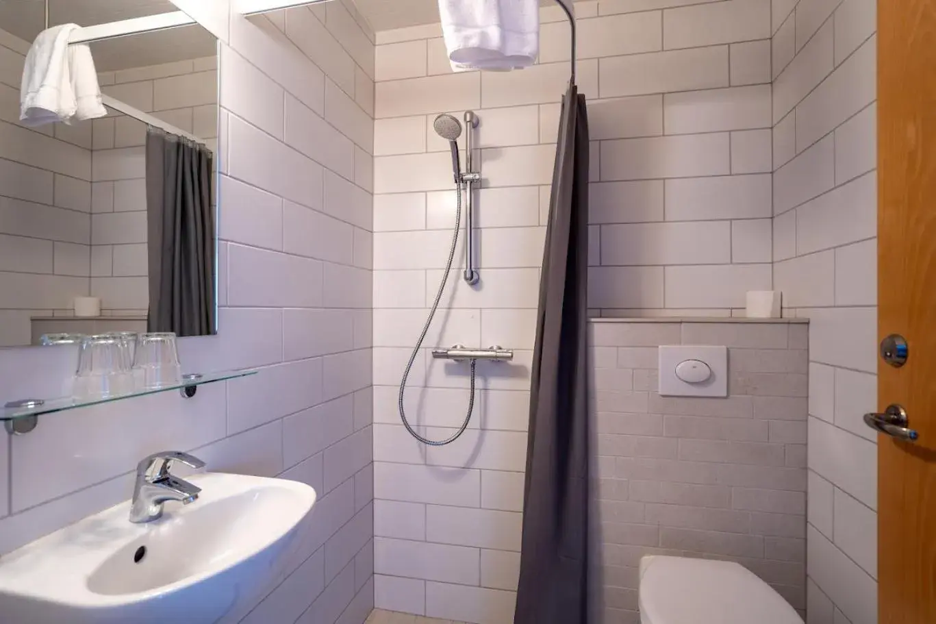 Double or Twin Room in Hotel Breiddalsvik Double or Twin Room in Hotel Breiddalsvik