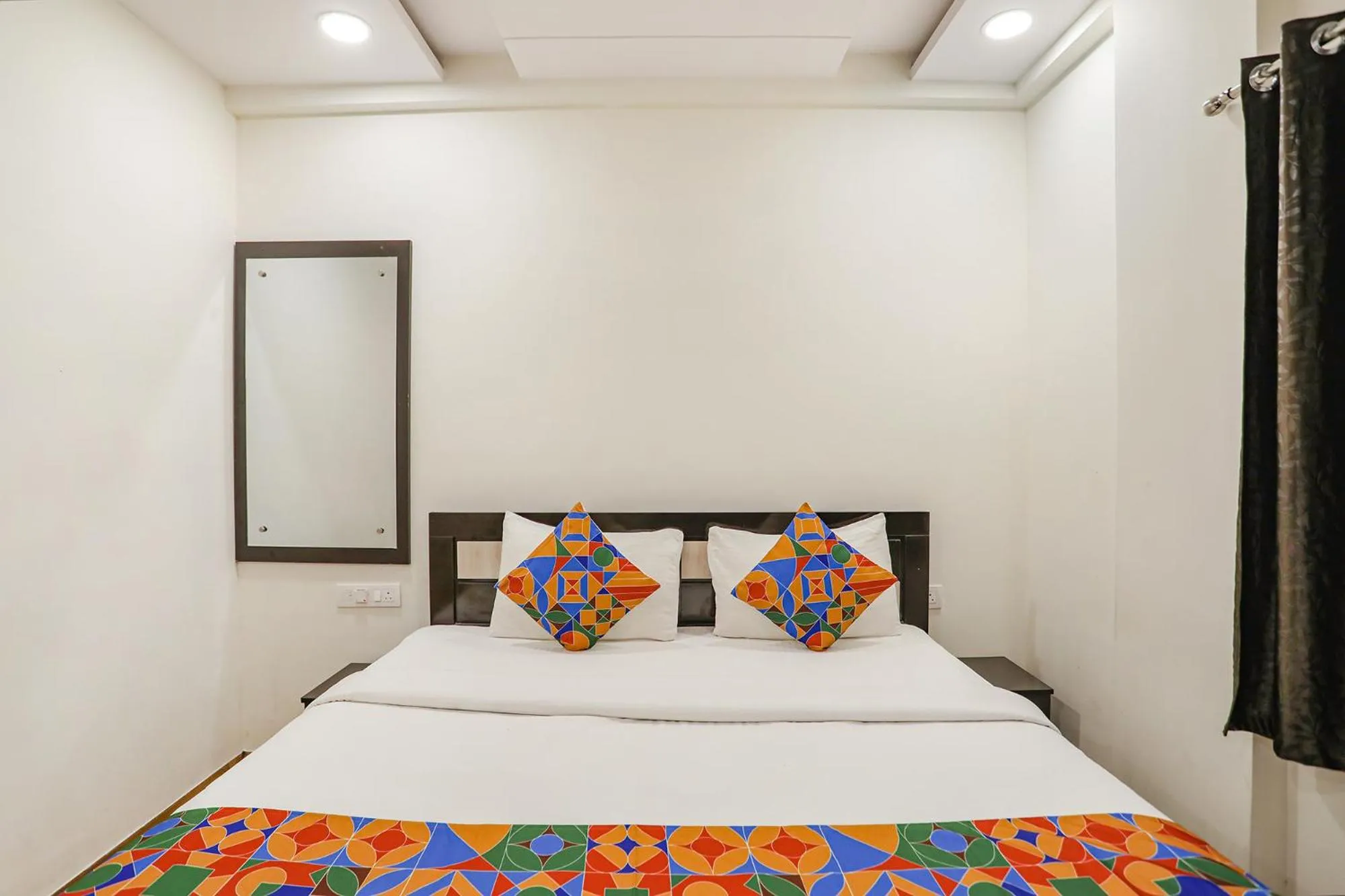 Bed in FabHotel Royal Stay - Beltarodi