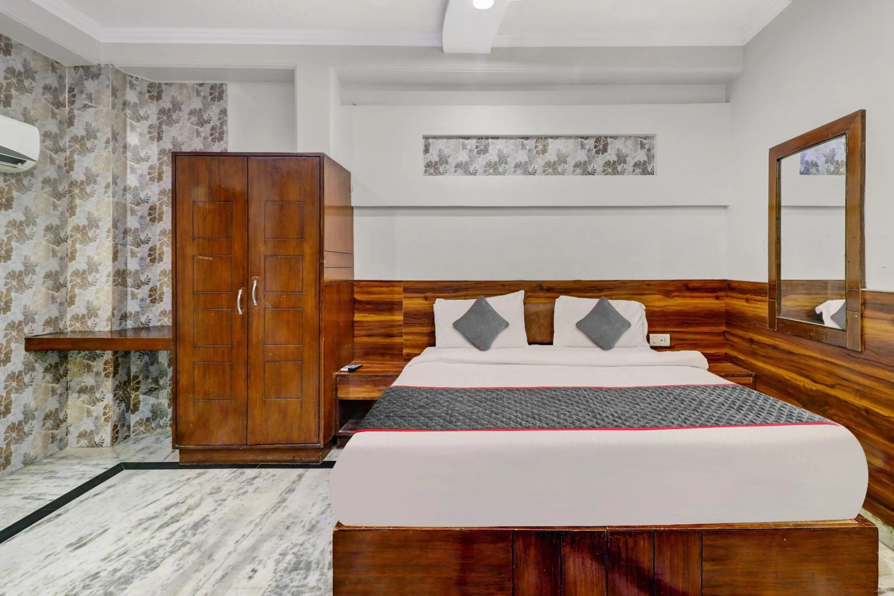 Bedroom in Hotel O ASA AGRA