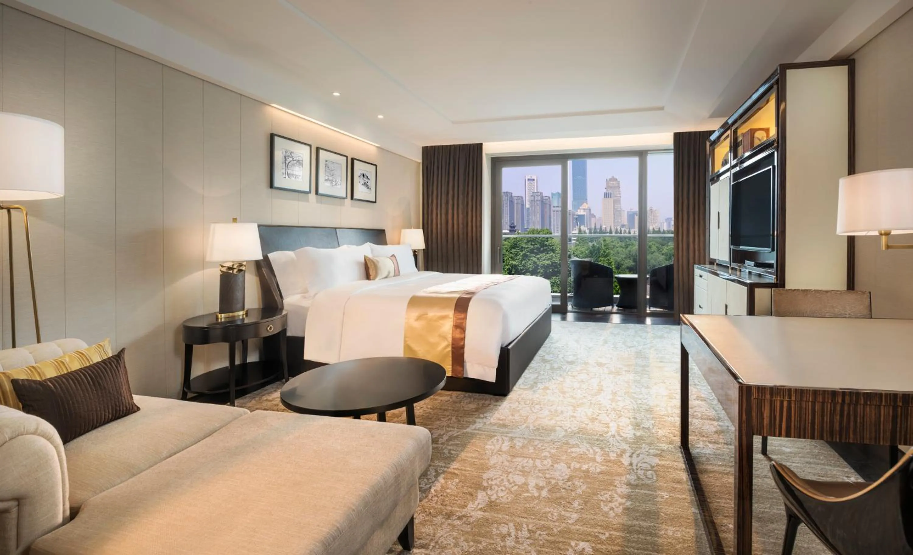 Bed in The Grand Mansion Hotel,Nanjing