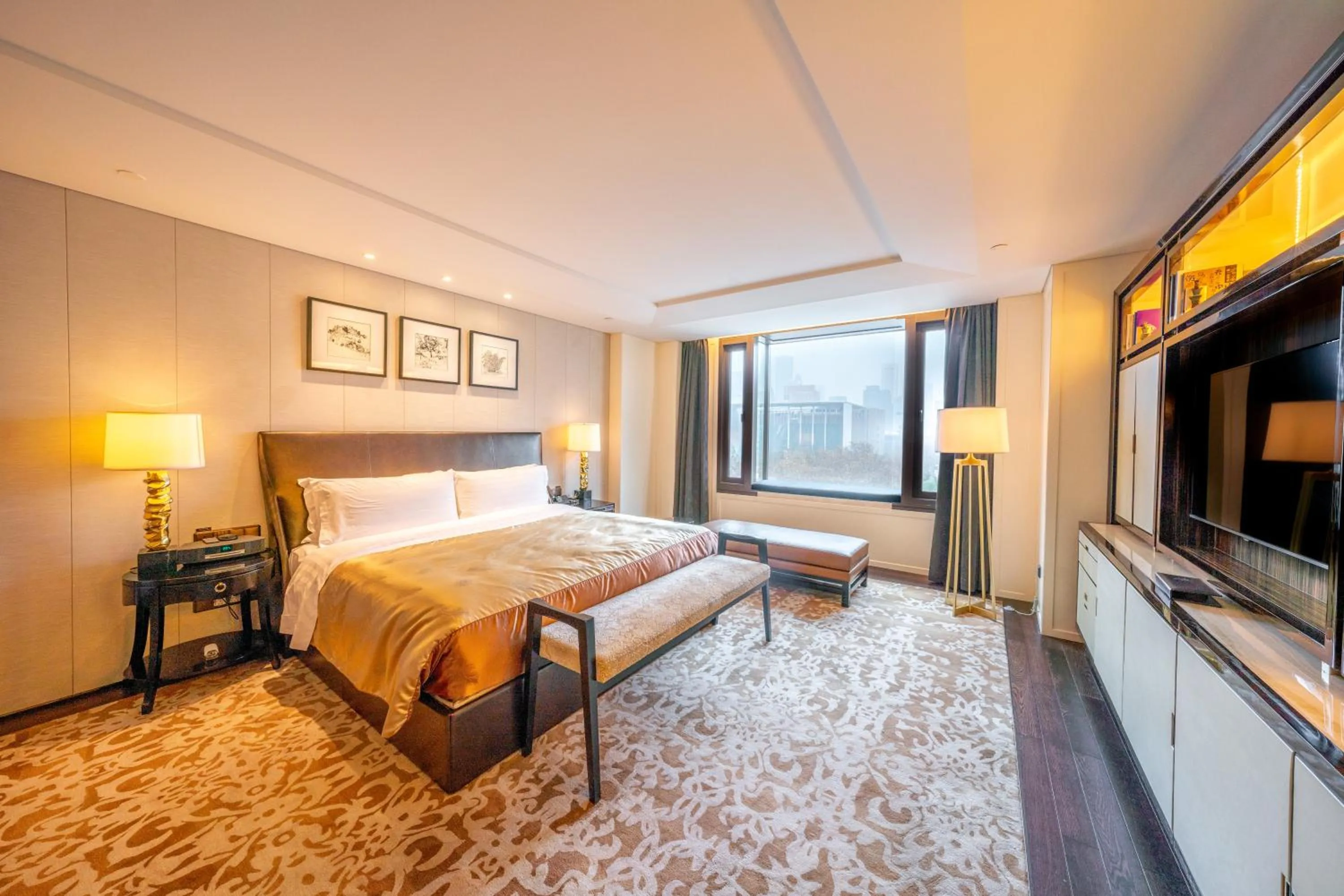 Bed in The Grand Mansion Hotel,Nanjing