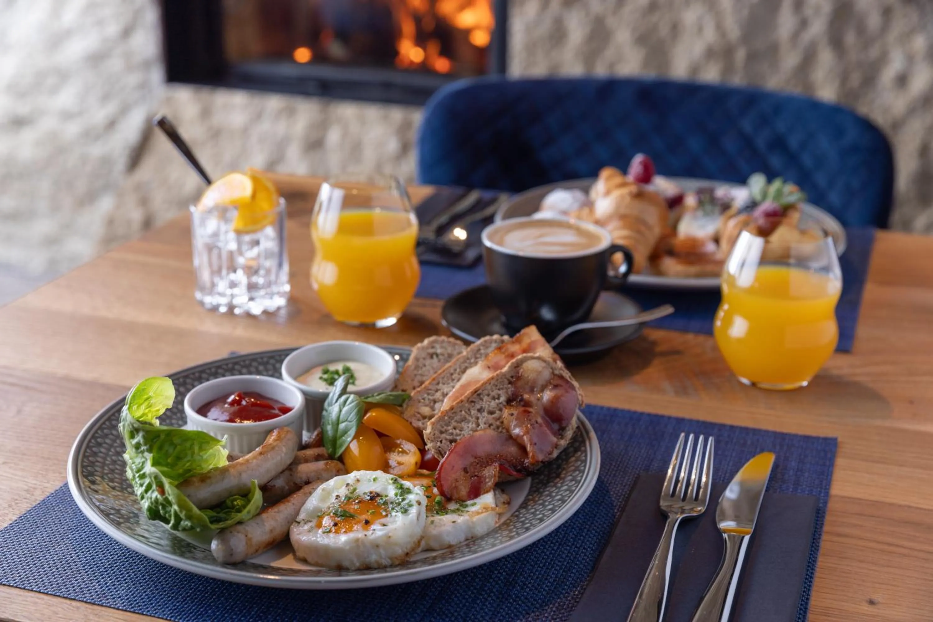 Breakfast in Aldrov Resort