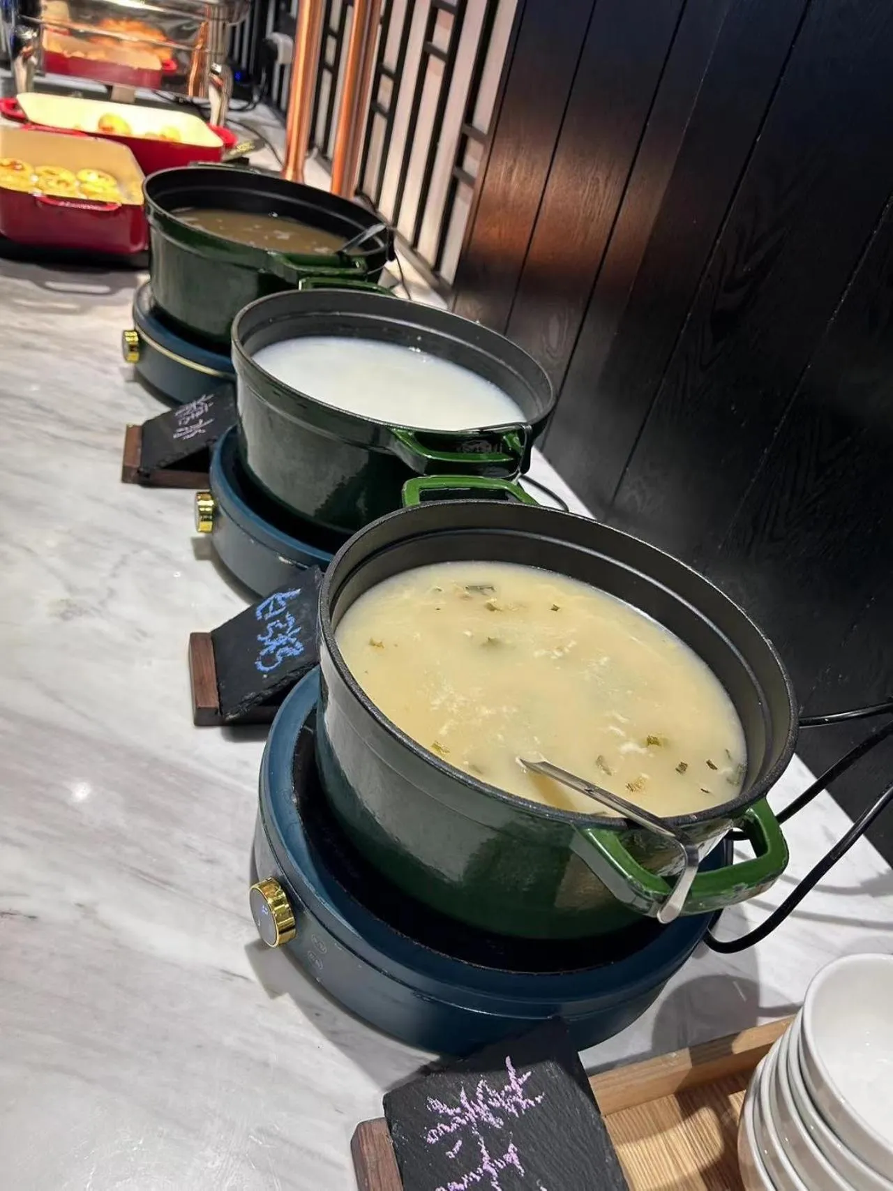 Food and drinks in GINCO Hotel Guangzhou Baiyun Airport-24 Hour Airport Pick-up and Drop-off Service