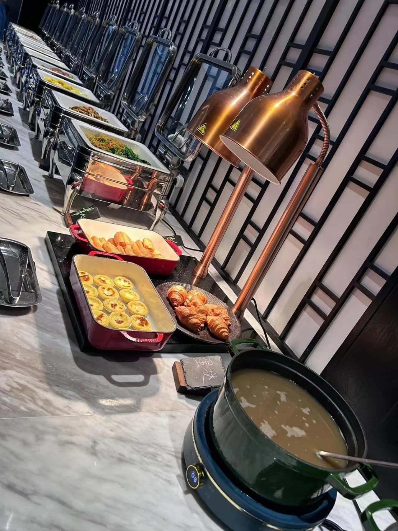 Food and drinks in GINCO Hotel Guangzhou Baiyun Airport-24 Hour Airport Pick-up and Drop-off Service