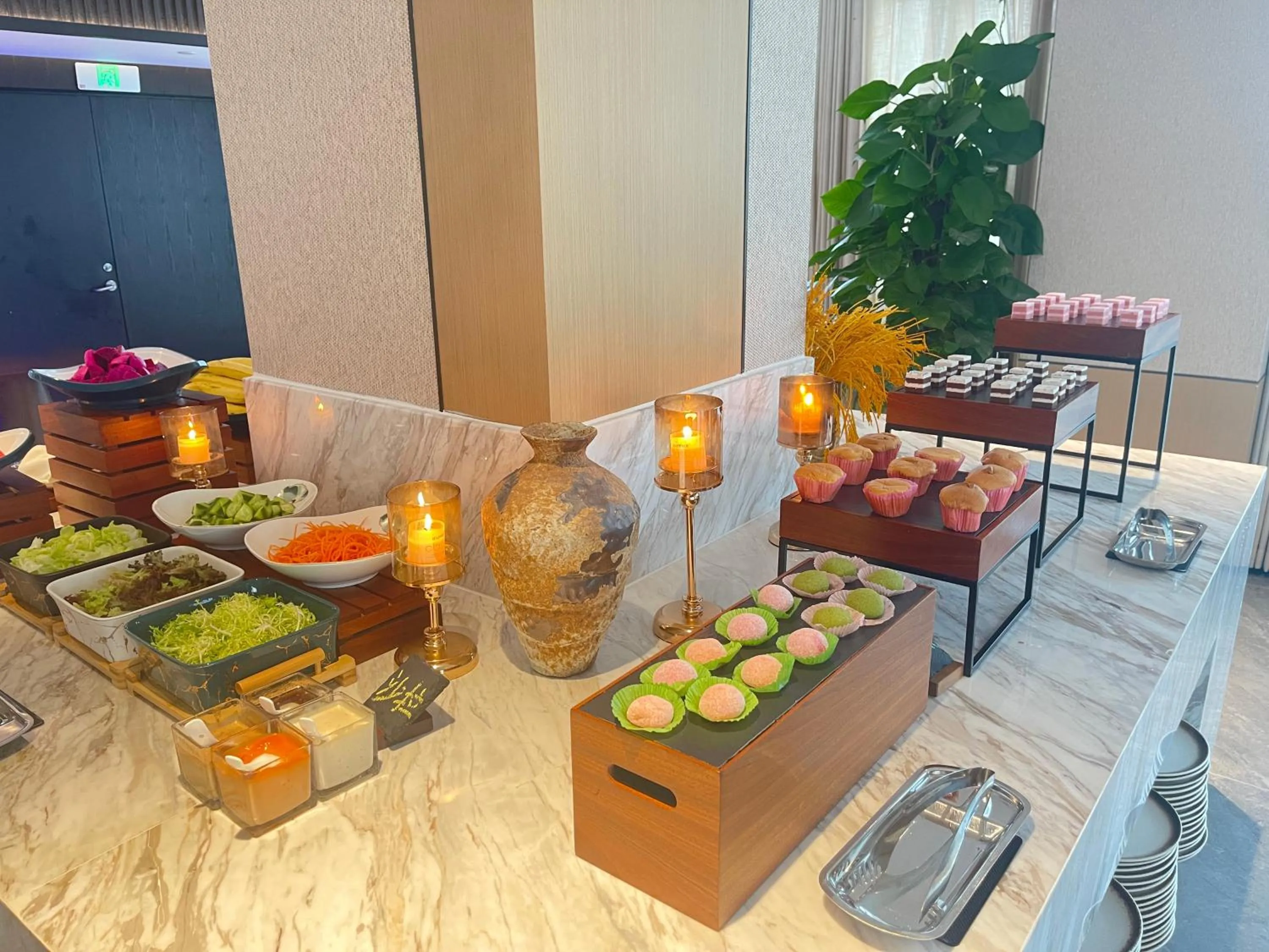 Food and drinks in GINCO Hotel Guangzhou Baiyun Airport-24 Hour Airport Pick-up and Drop-off Service