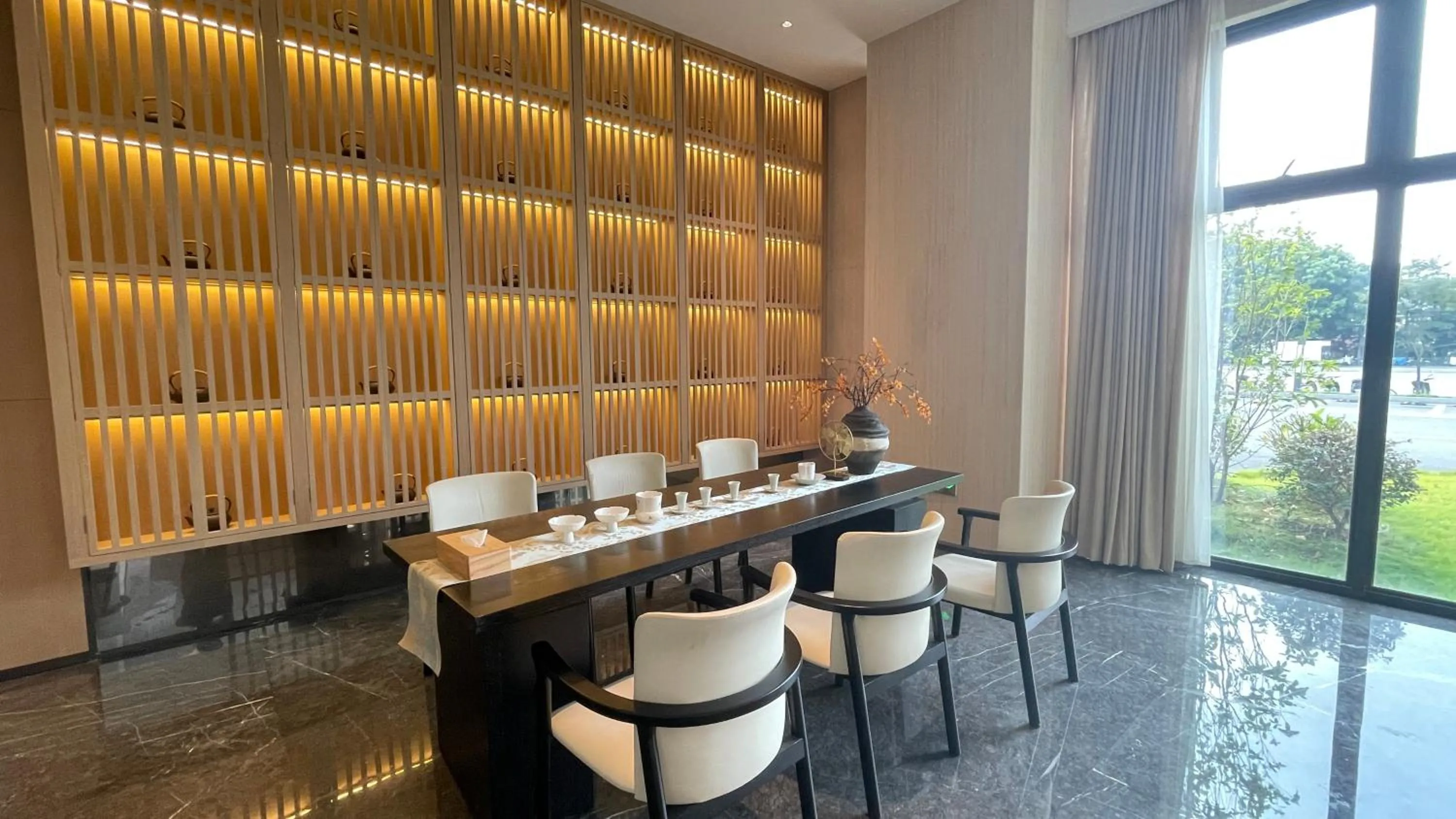 Banquet/Function facilities in GINCO Hotel Guangzhou Baiyun Airport-24 Hour Airport Pick-up and Drop-off Service