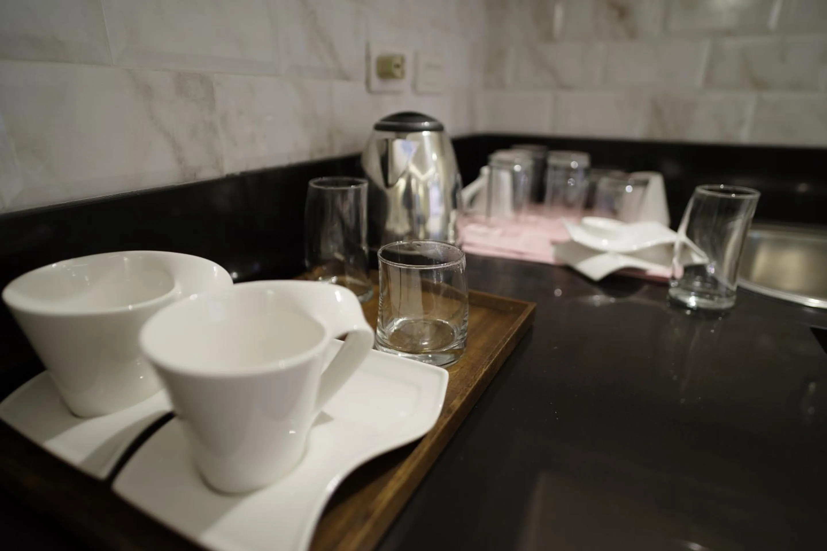 Coffee/tea facilities in Luxe in Venice