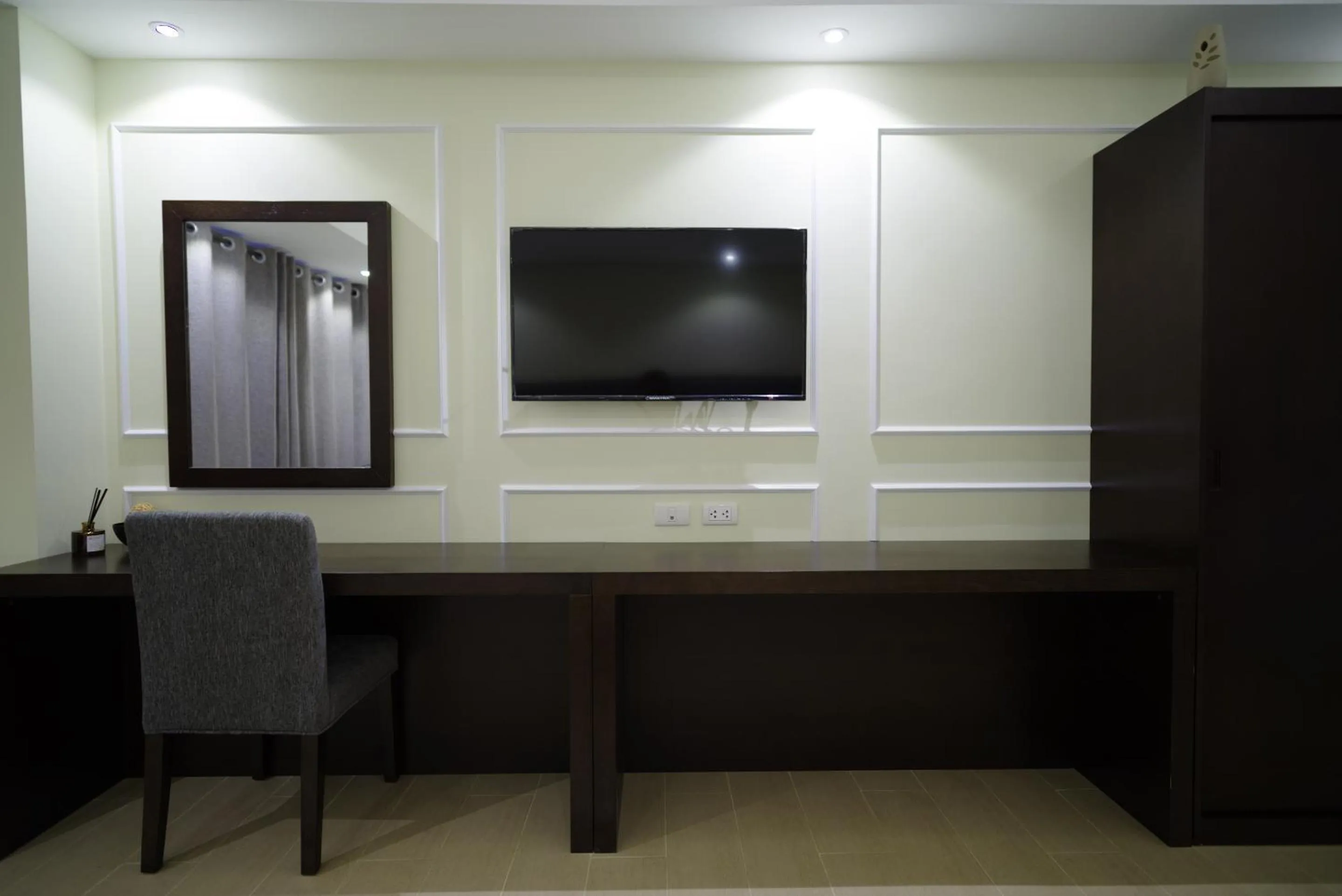 TV and multimedia in Luxe in Venice