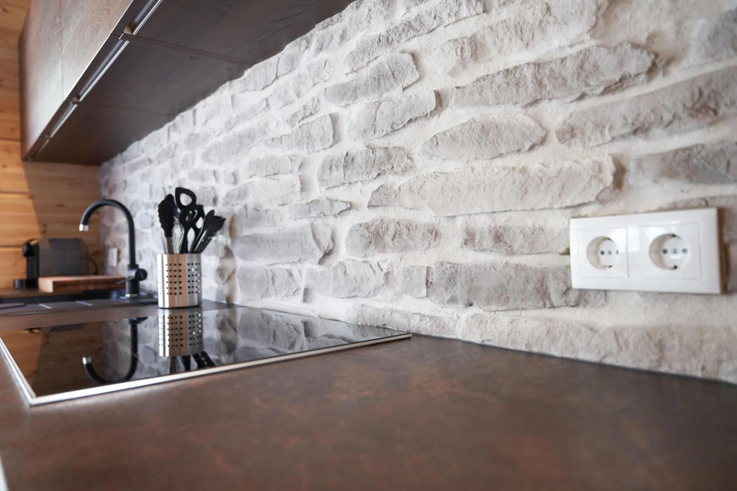 Kitchen or kitchenette in Xeis Natur Apartments
