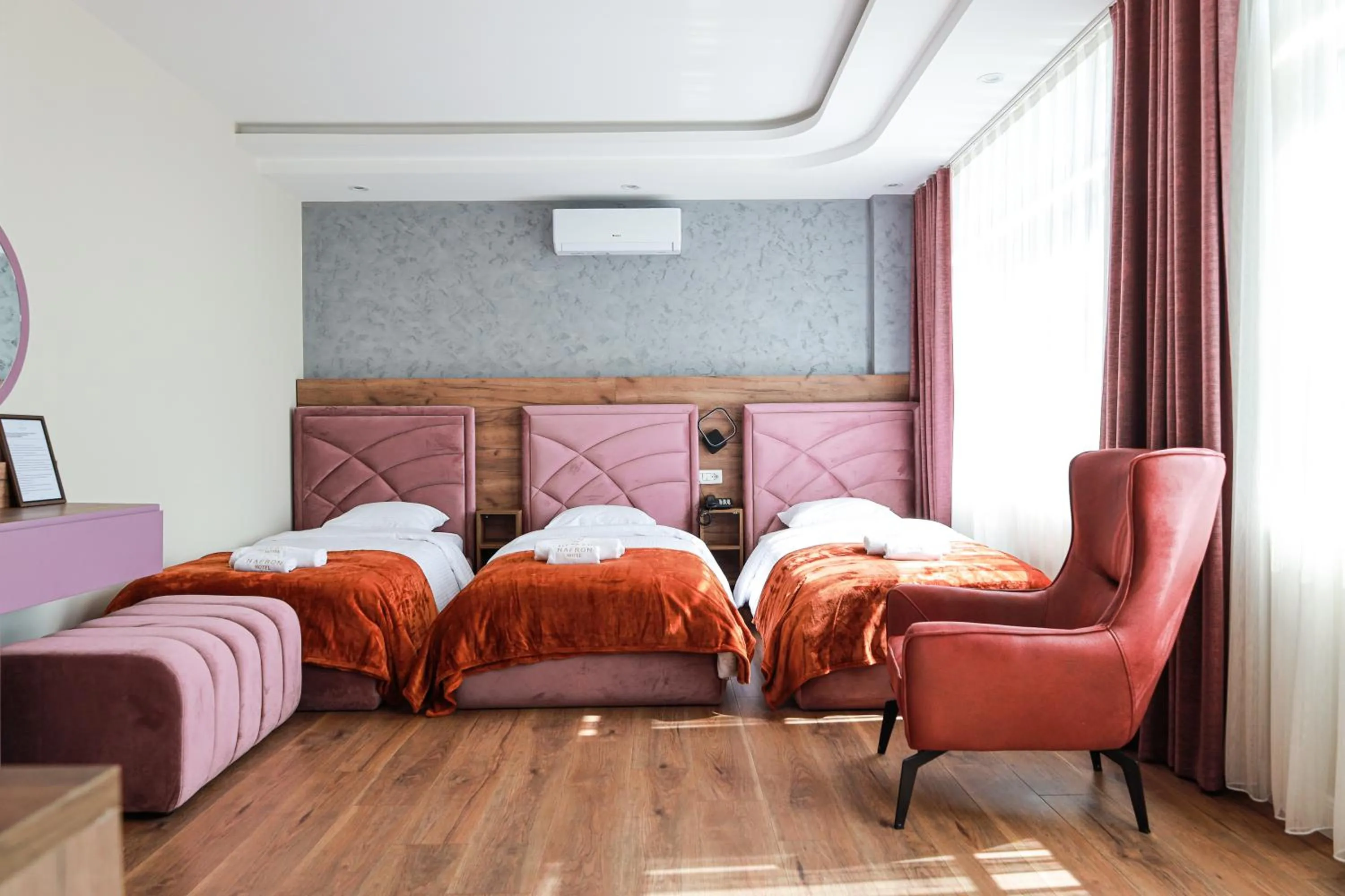 Nafron Hotel