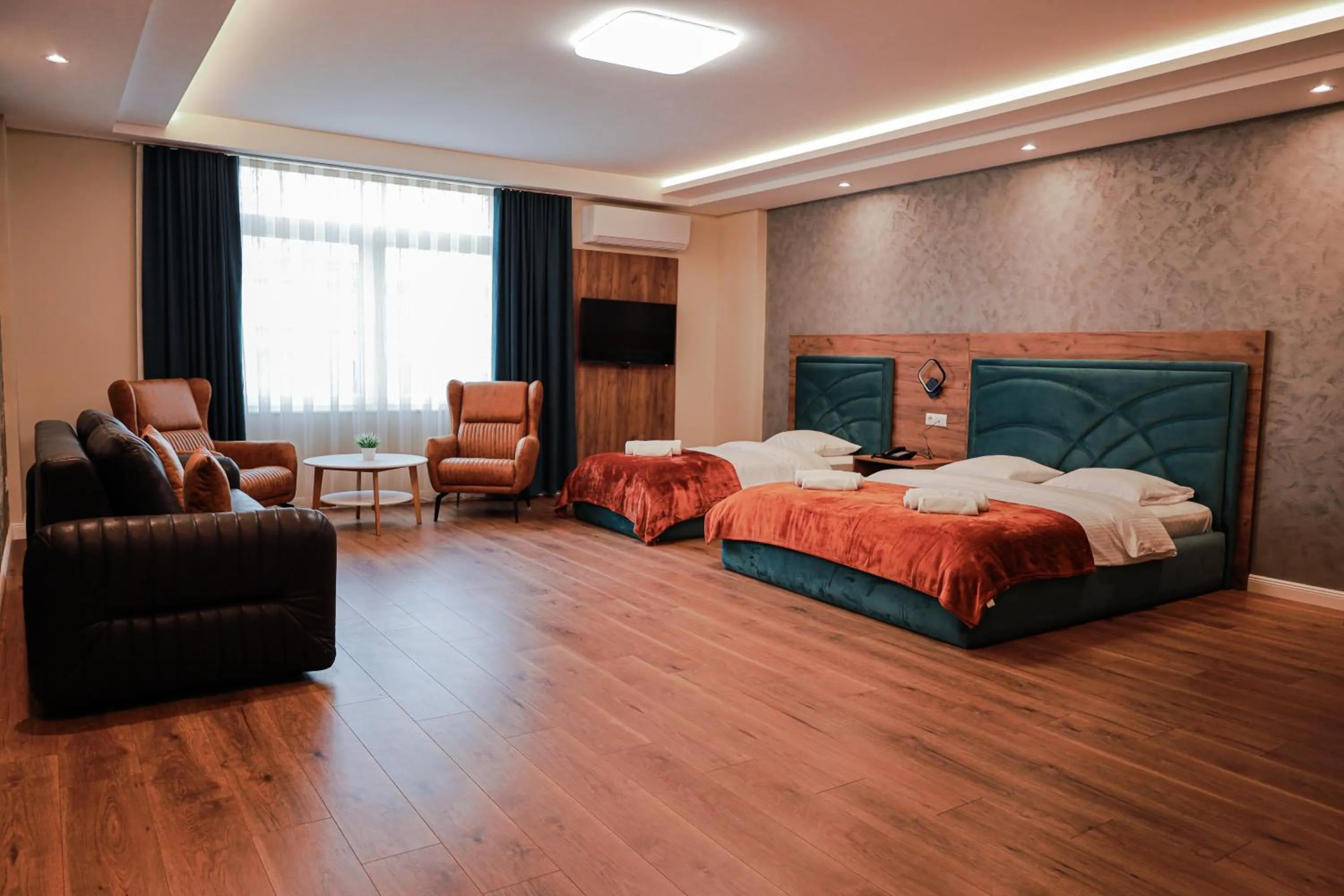 Deluxe Double or Twin Room in Nafron Hotel
