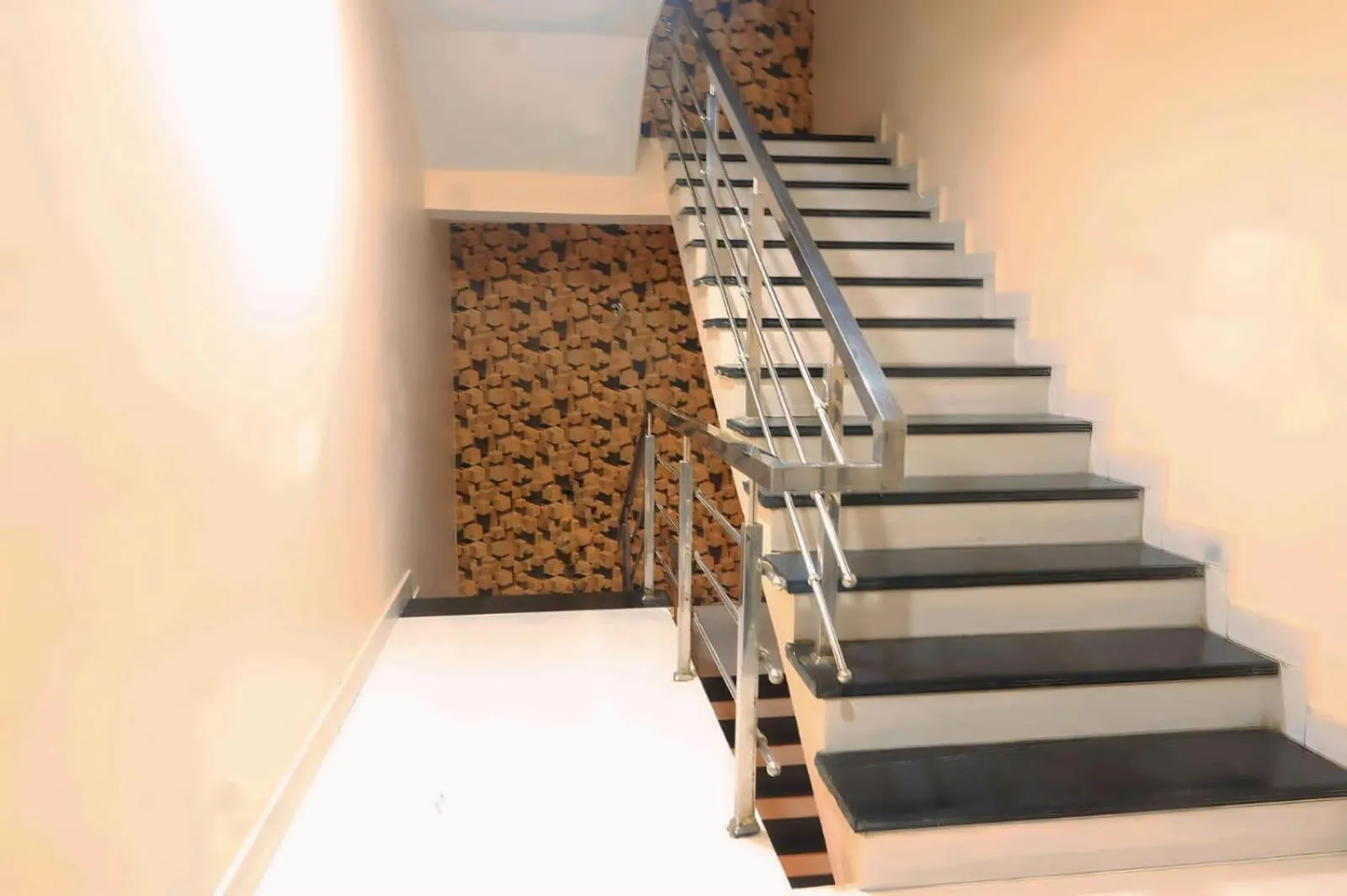 Lobby or reception in HOTEL R K PALACE Bhopal